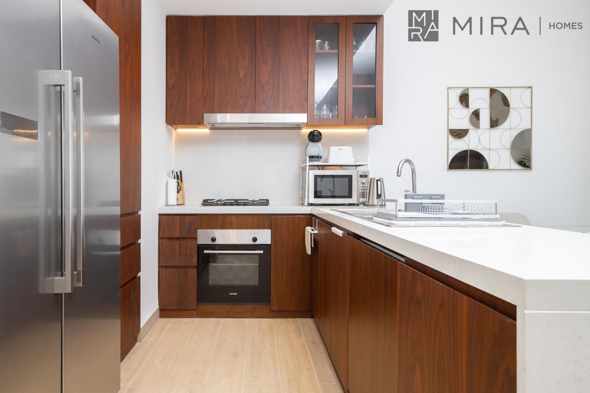Mira Homes - Luxury 2 Bedroom In Le Pont Apartment *