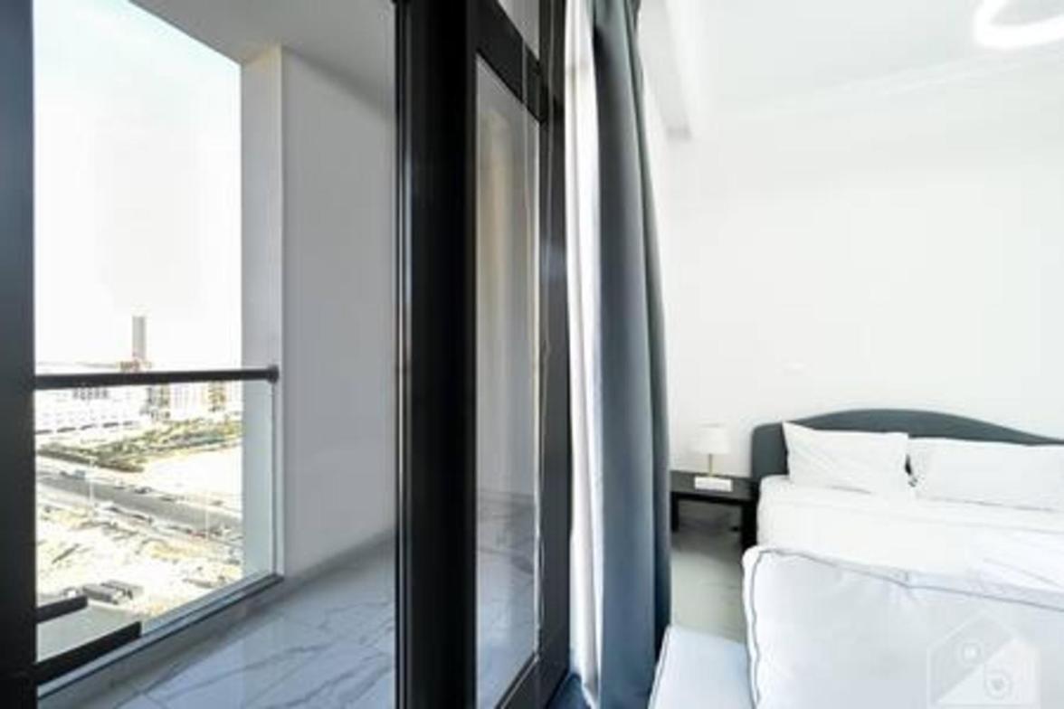 Cozy Spacious With Balcony Apartment Dubai