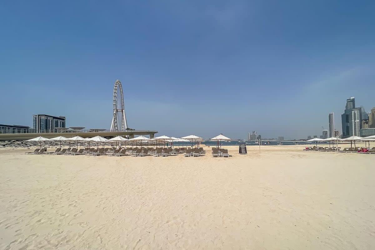 Frank Porter - Bluewaters Residences Building 5 Apartment