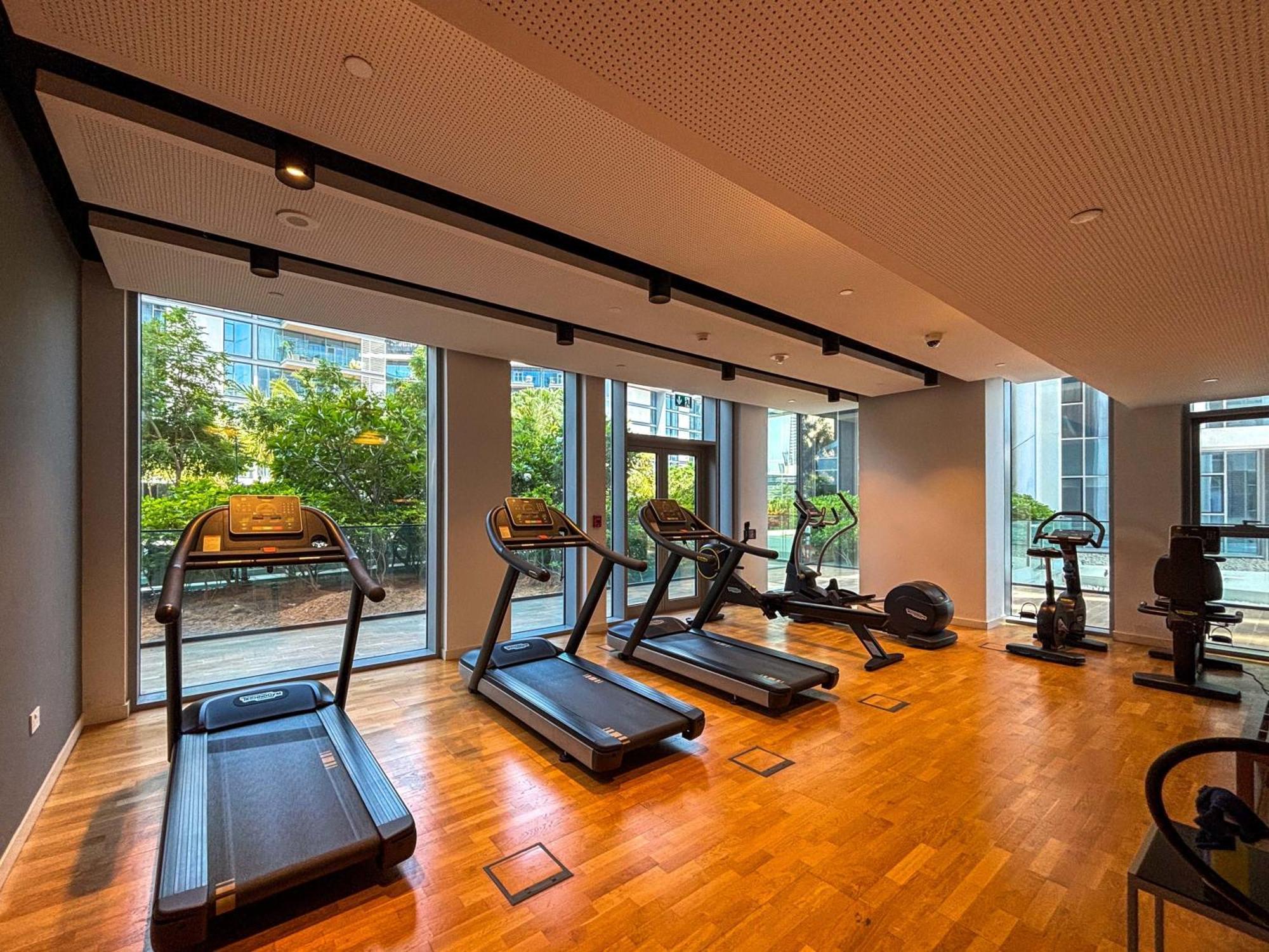 Frank Porter - Bluewaters Residences Building 5 Apartment Dubai
