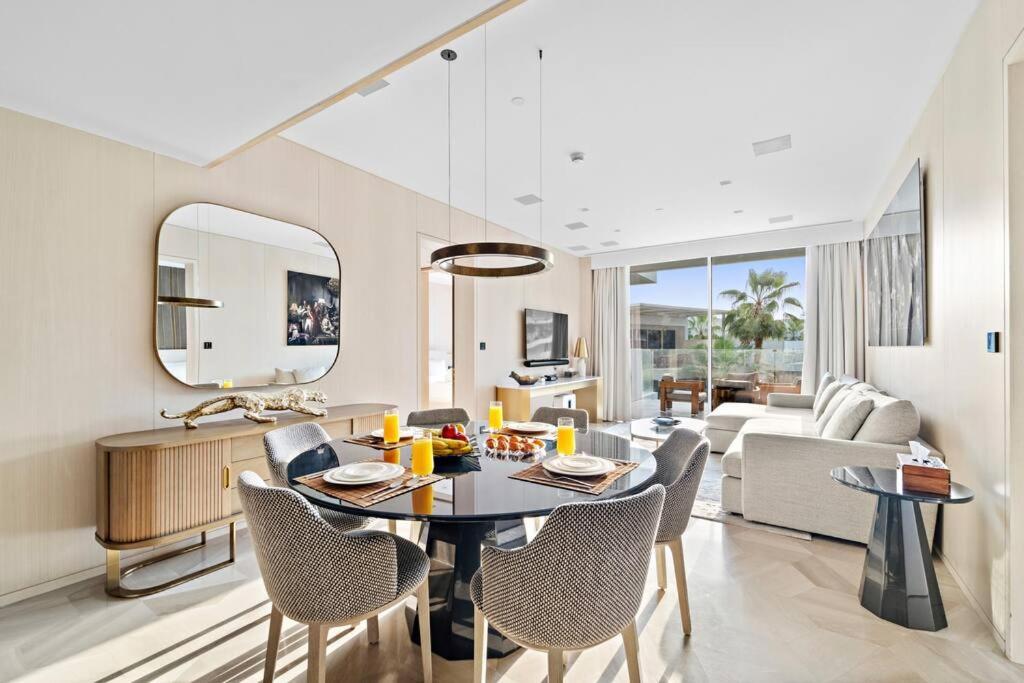First Class 2br Palm Paradise Apartment *
