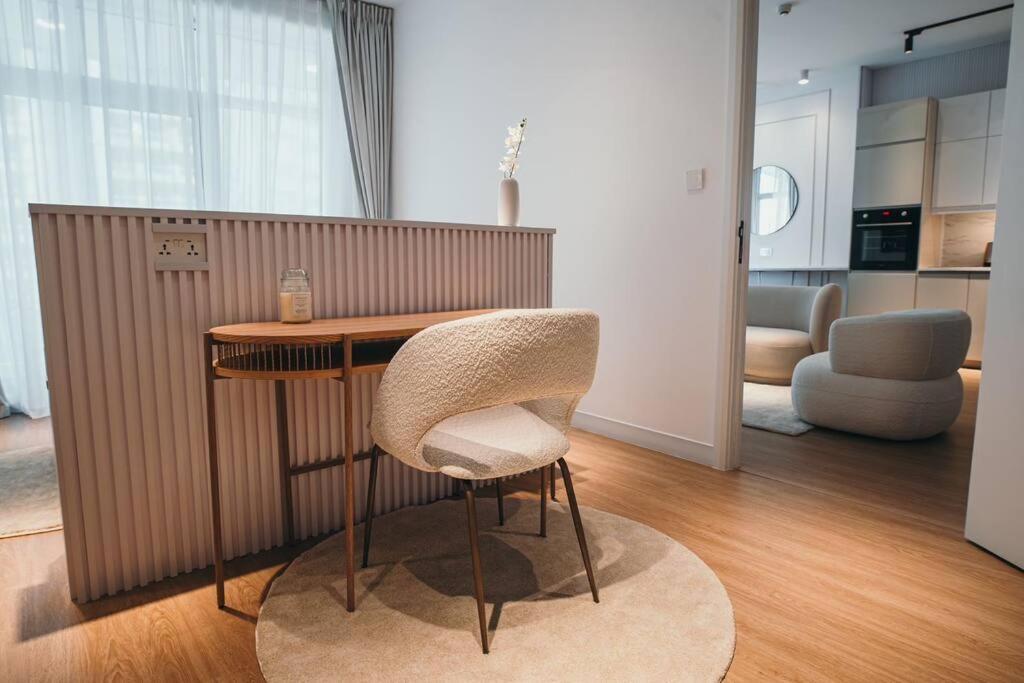 Blessed Oasis - Elegant 2br Marina Apartment *
