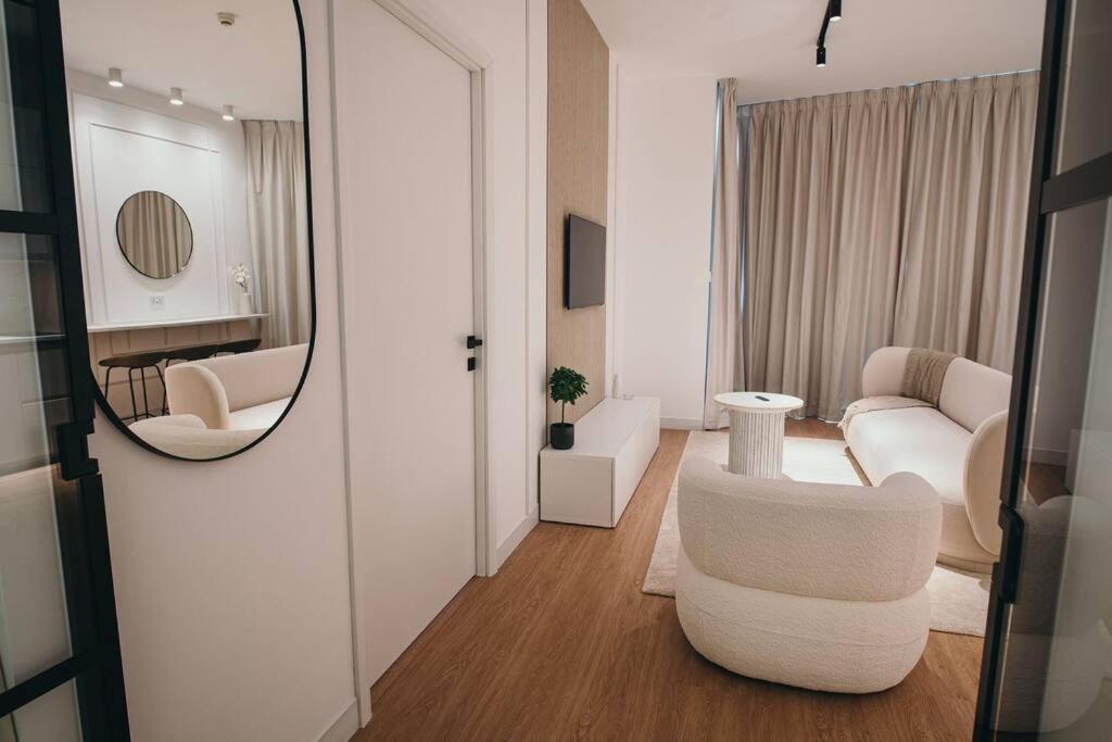 Blessed Oasis - Elegant 2br Marina Dubai
