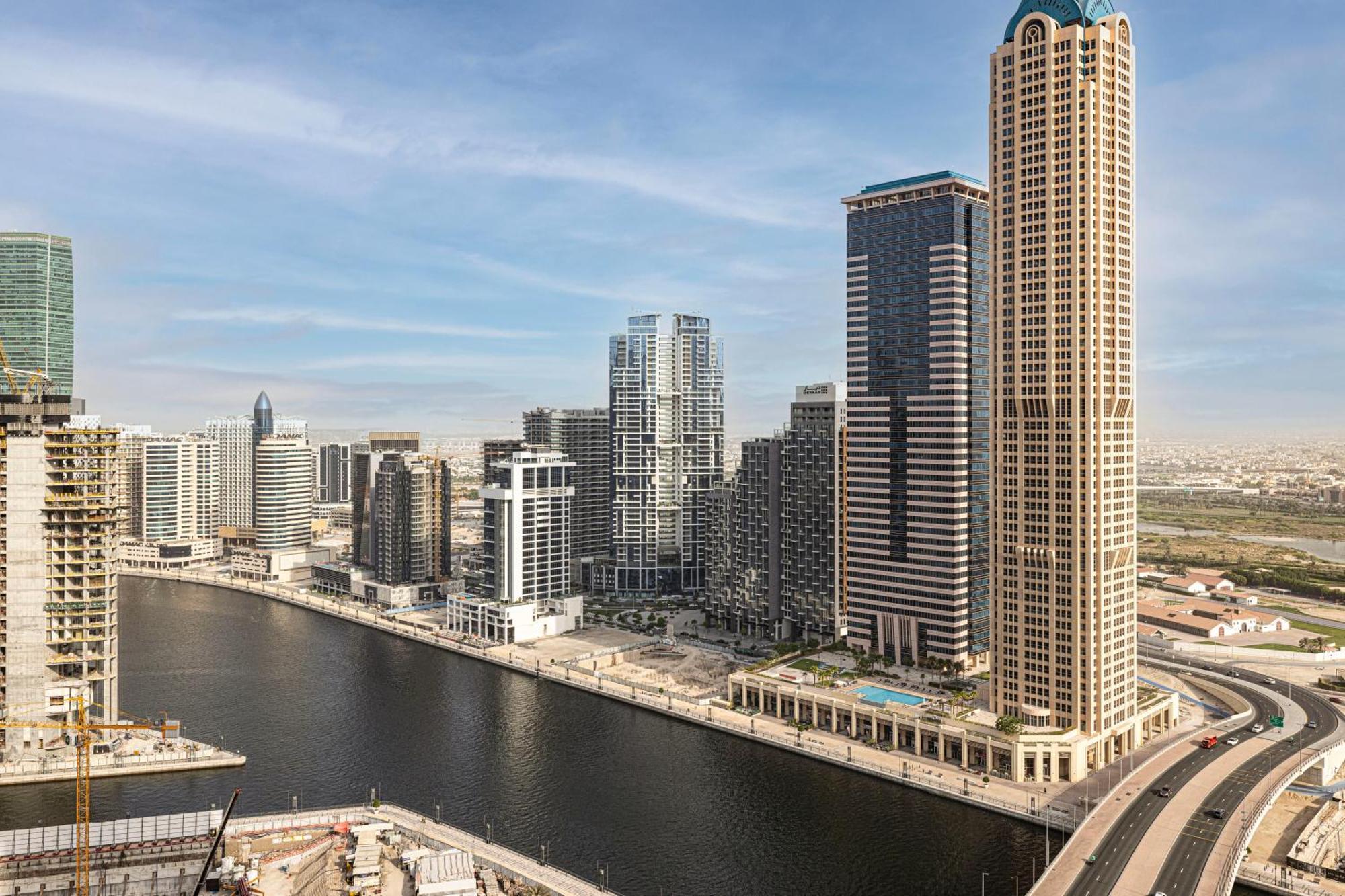 Modern 1br With Canal View - Zada Tower, Business Bay Apartment *
