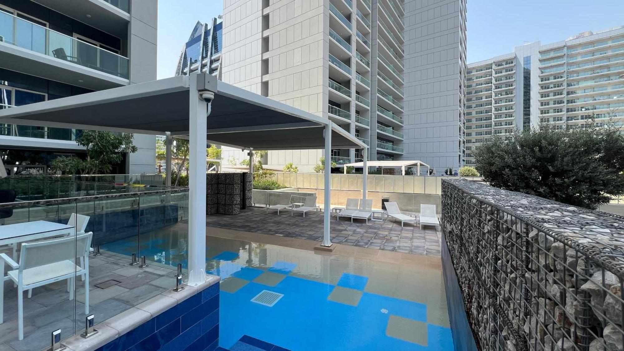Modern 1br With Canal View - Zada Tower, Business Bay