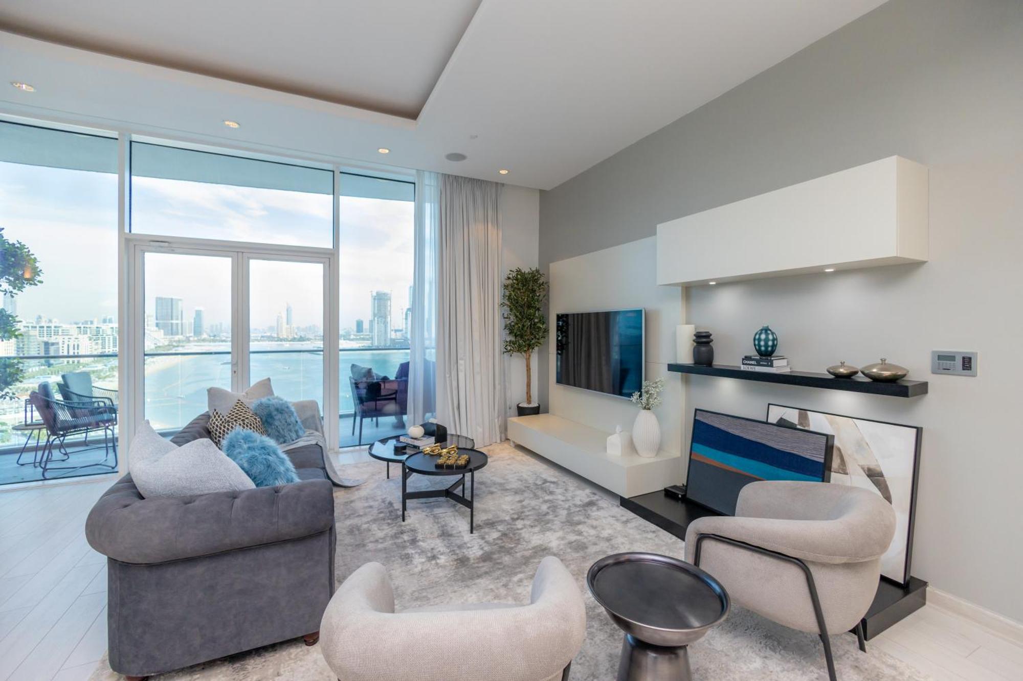 Apartment Welhome - Oceanfront Elegance 1br With Palm & Sea Views Dubai