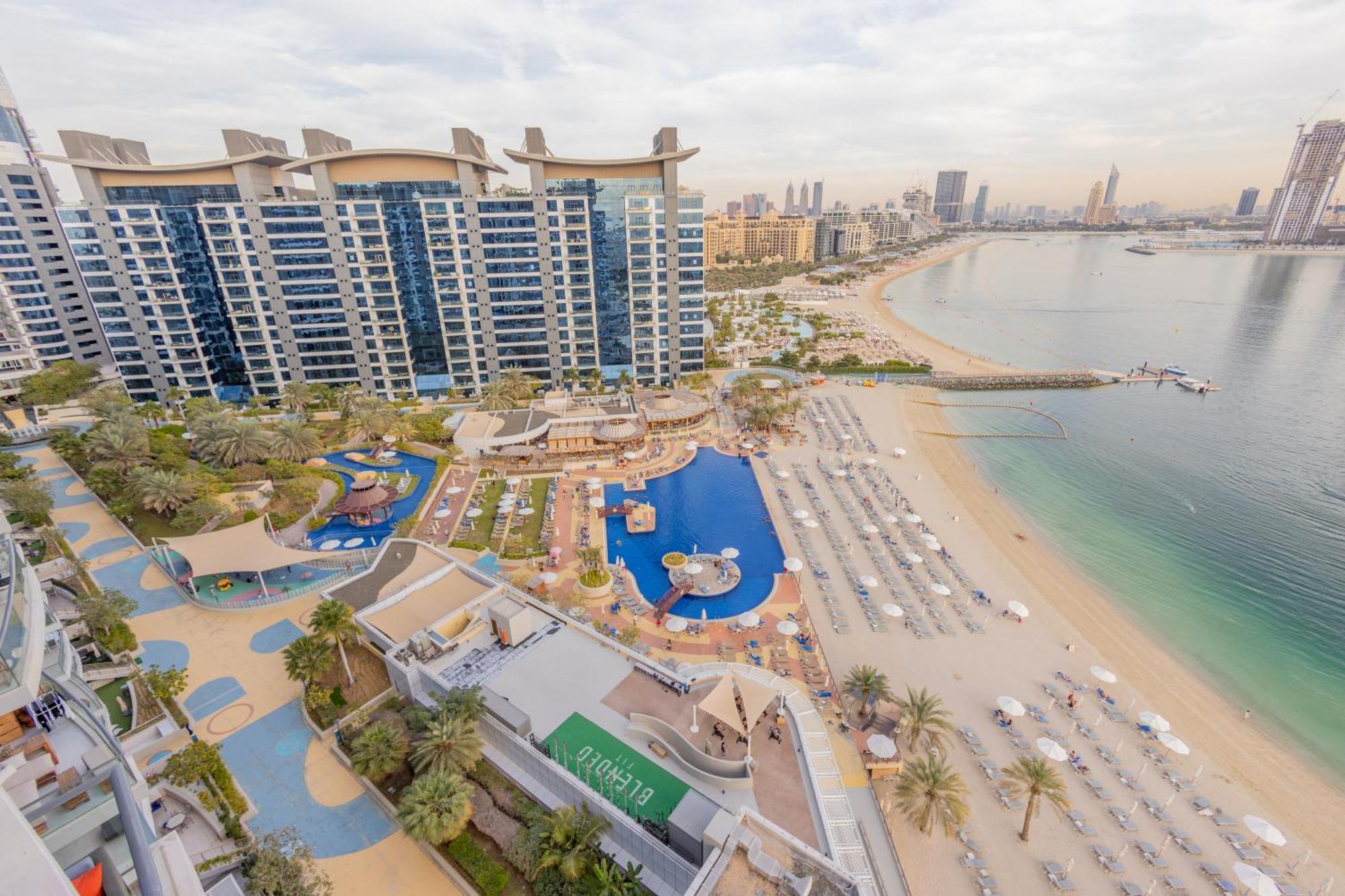 Welhome - Oceanfront Elegance 1br With Palm & Sea Views *