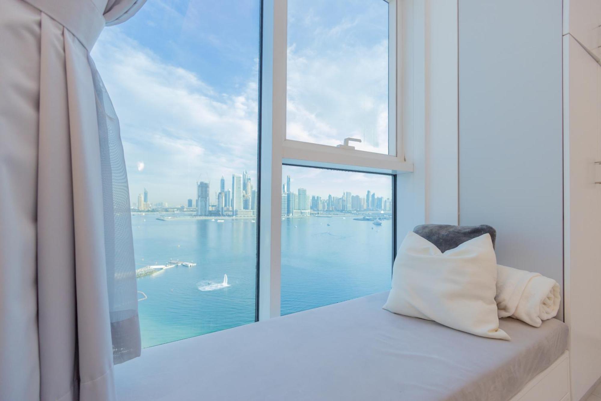 Apartment Welhome - Oceanfront Elegance 1br With Palm & Sea Views *