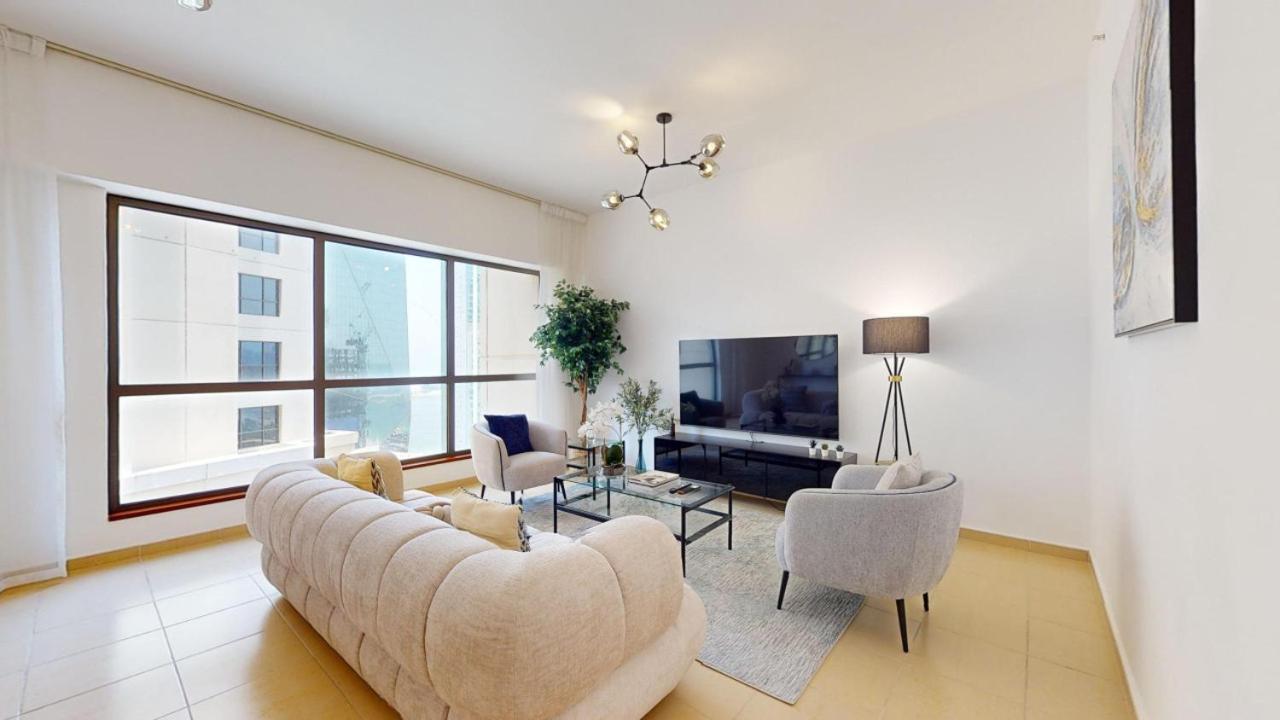 Sadaf 6 - Perfect Three Bedroom *