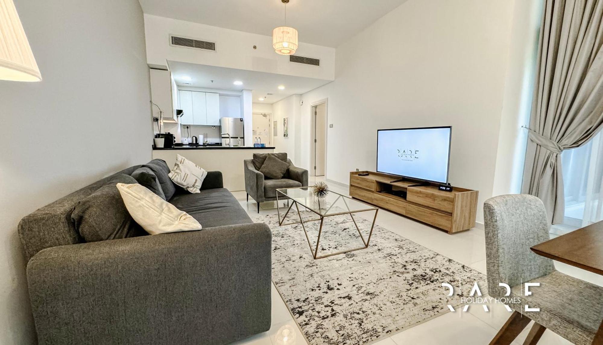 Apartment Rare Homes - Golf Course View - Damac Hills - Loreto Tower - R409