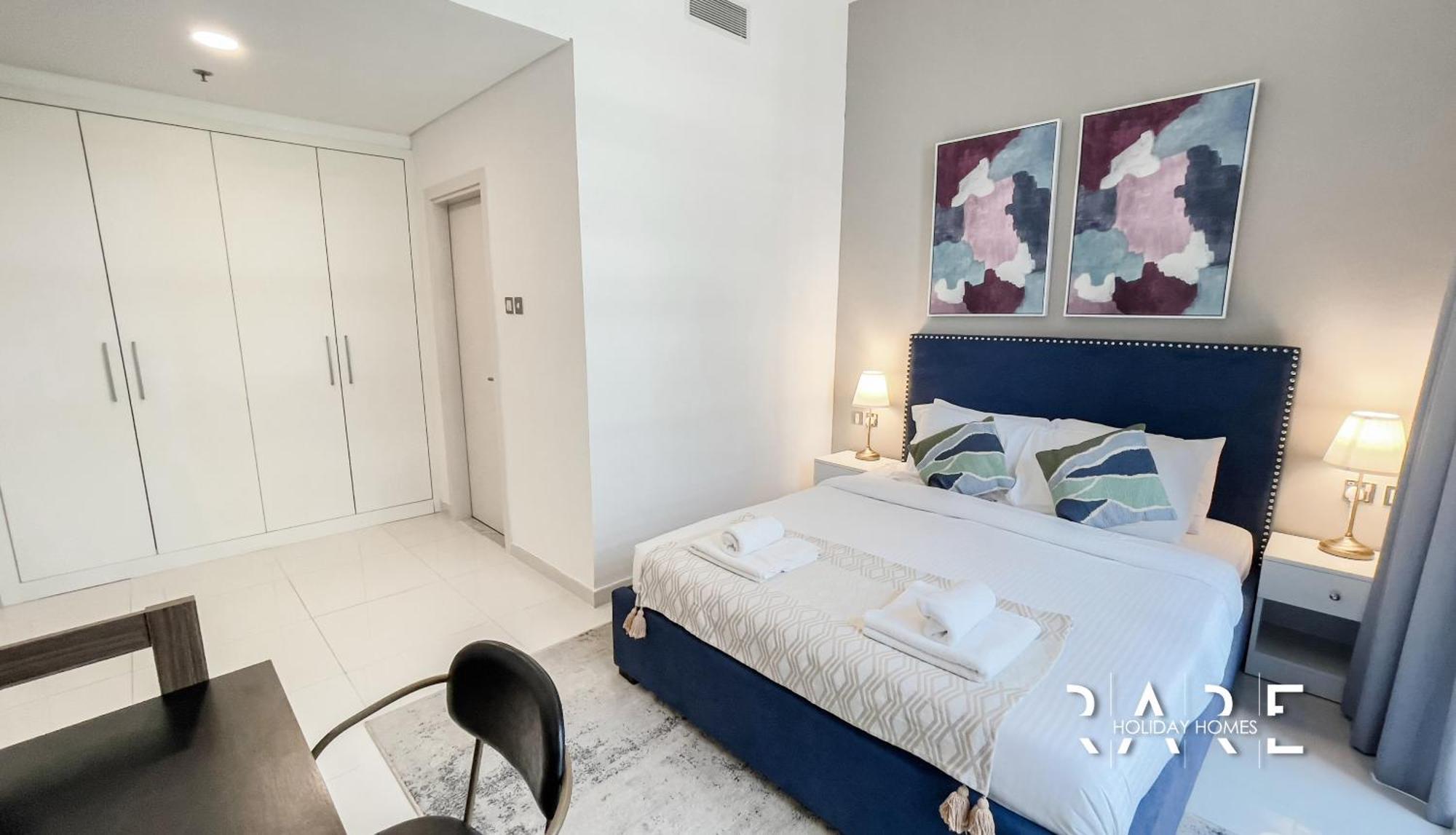 Apartment Rare Homes - Golf Course View - Damac Hills - Loreto Tower - R409 *
