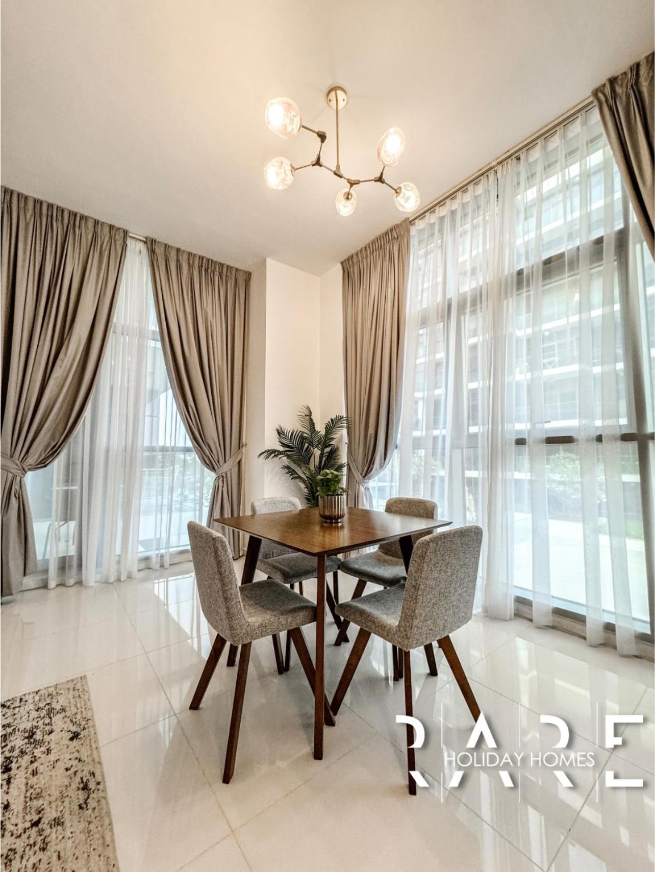 Apartment Rare Homes - Golf Course View - Damac Hills - Loreto Tower - R409 *