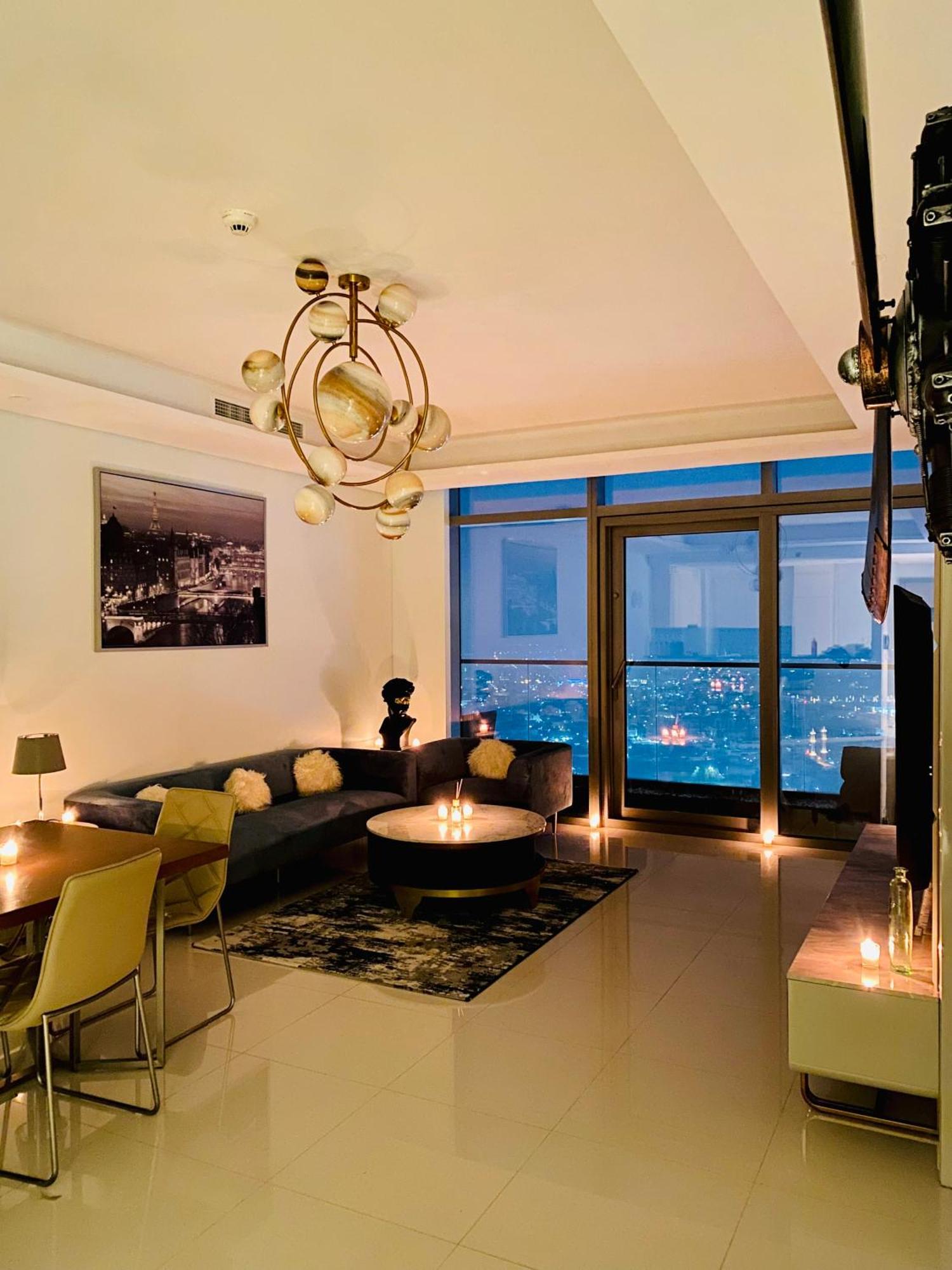 360 Downtown Luxury Apt- Infinity Pool Burj View Apartment Dubai
