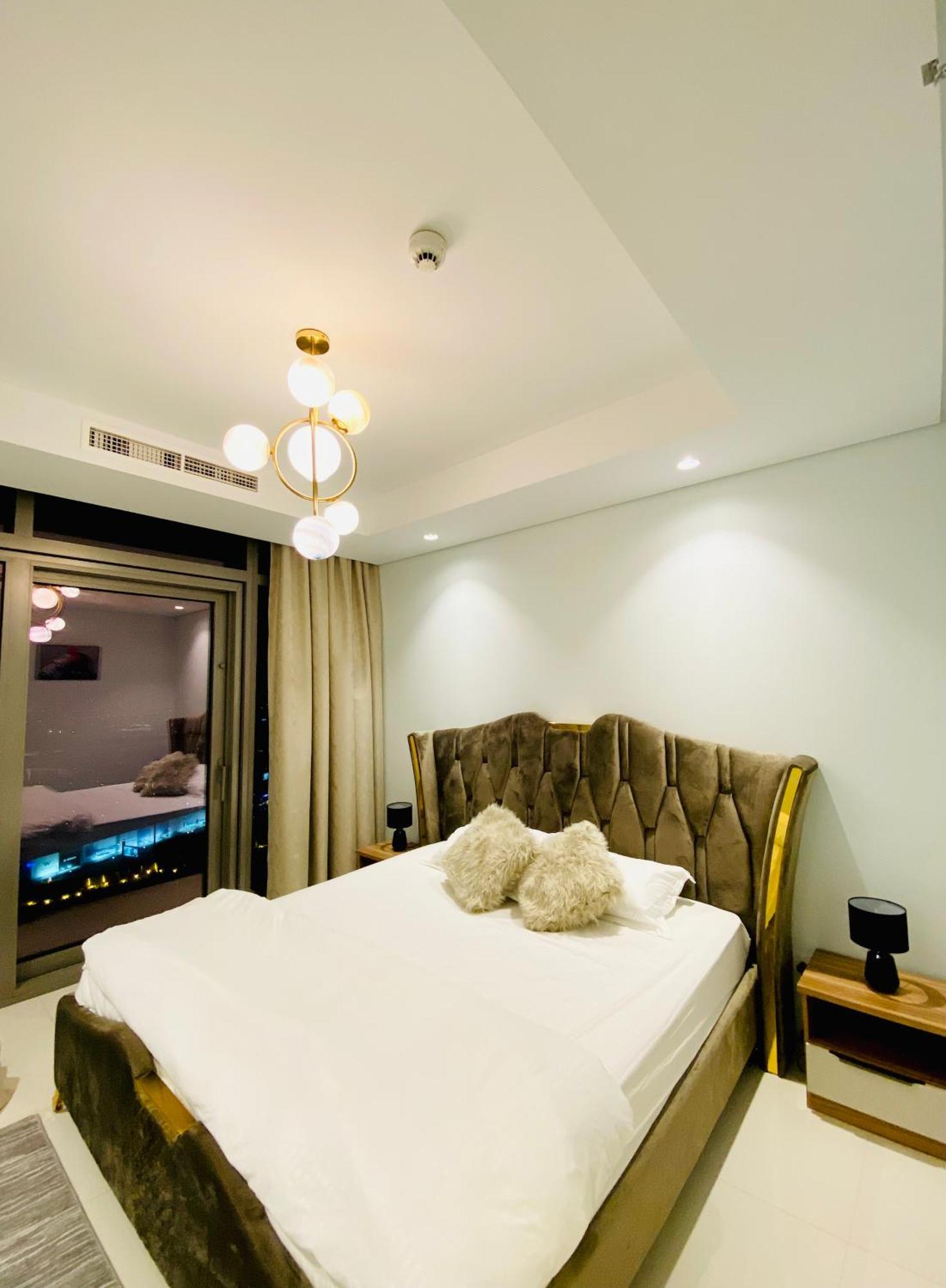 360 Downtown Luxury Apt- Infinity Pool Burj View Apartment *