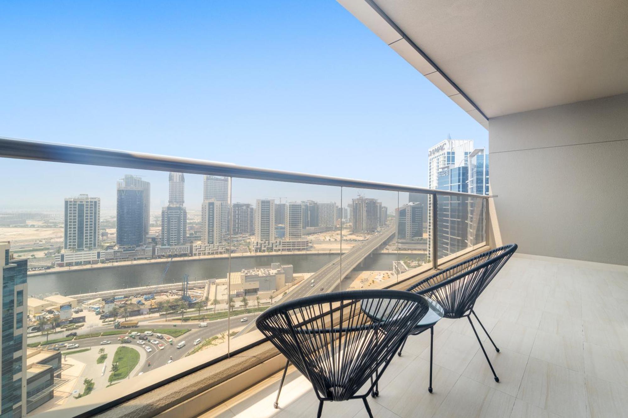 Close To Downtown - New 1 Bedroom With Parking