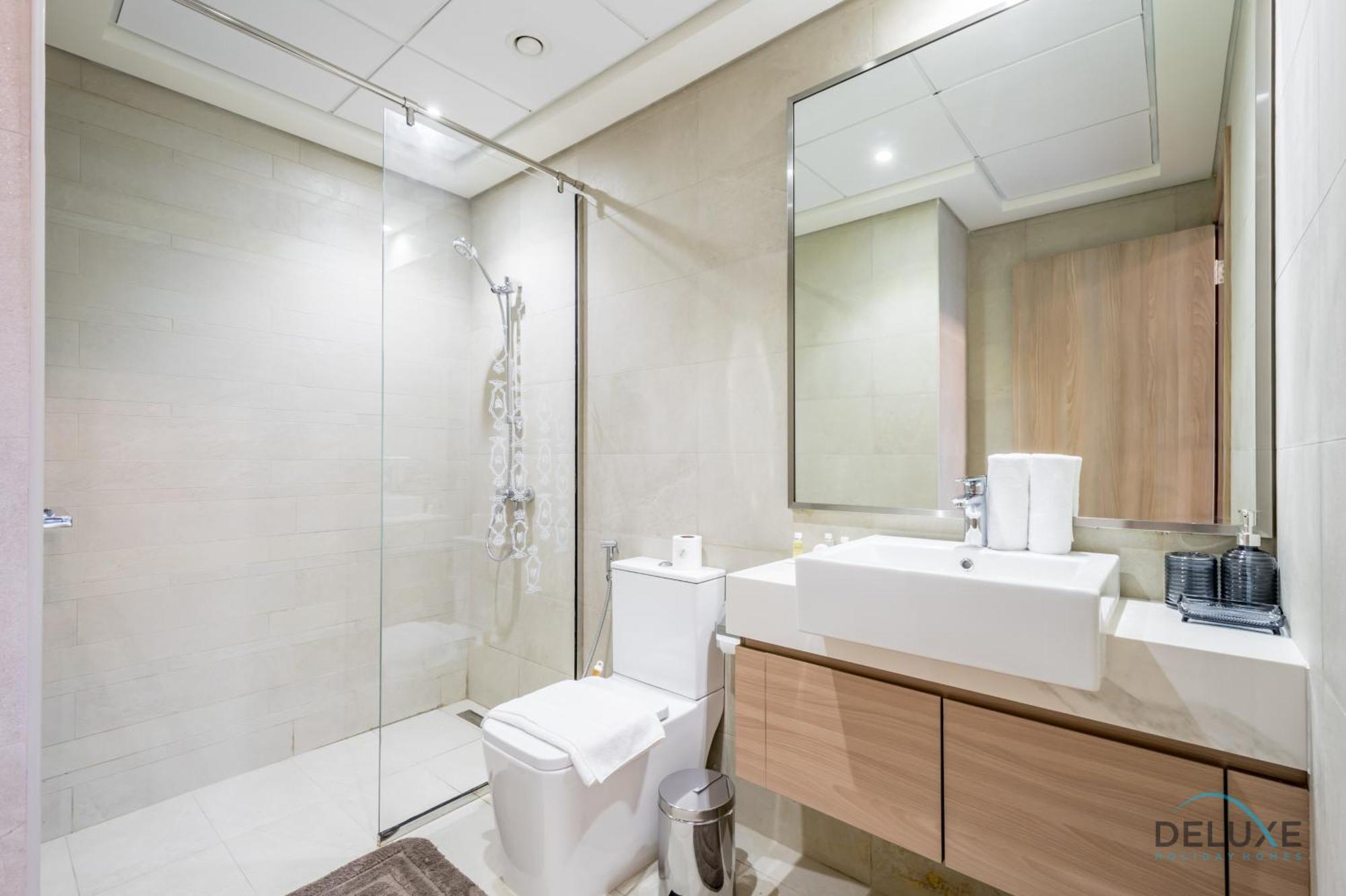 Charming 1br In Azizi Riviera 30, Al Merkadh By Deluxe Homes Apartment Dubai