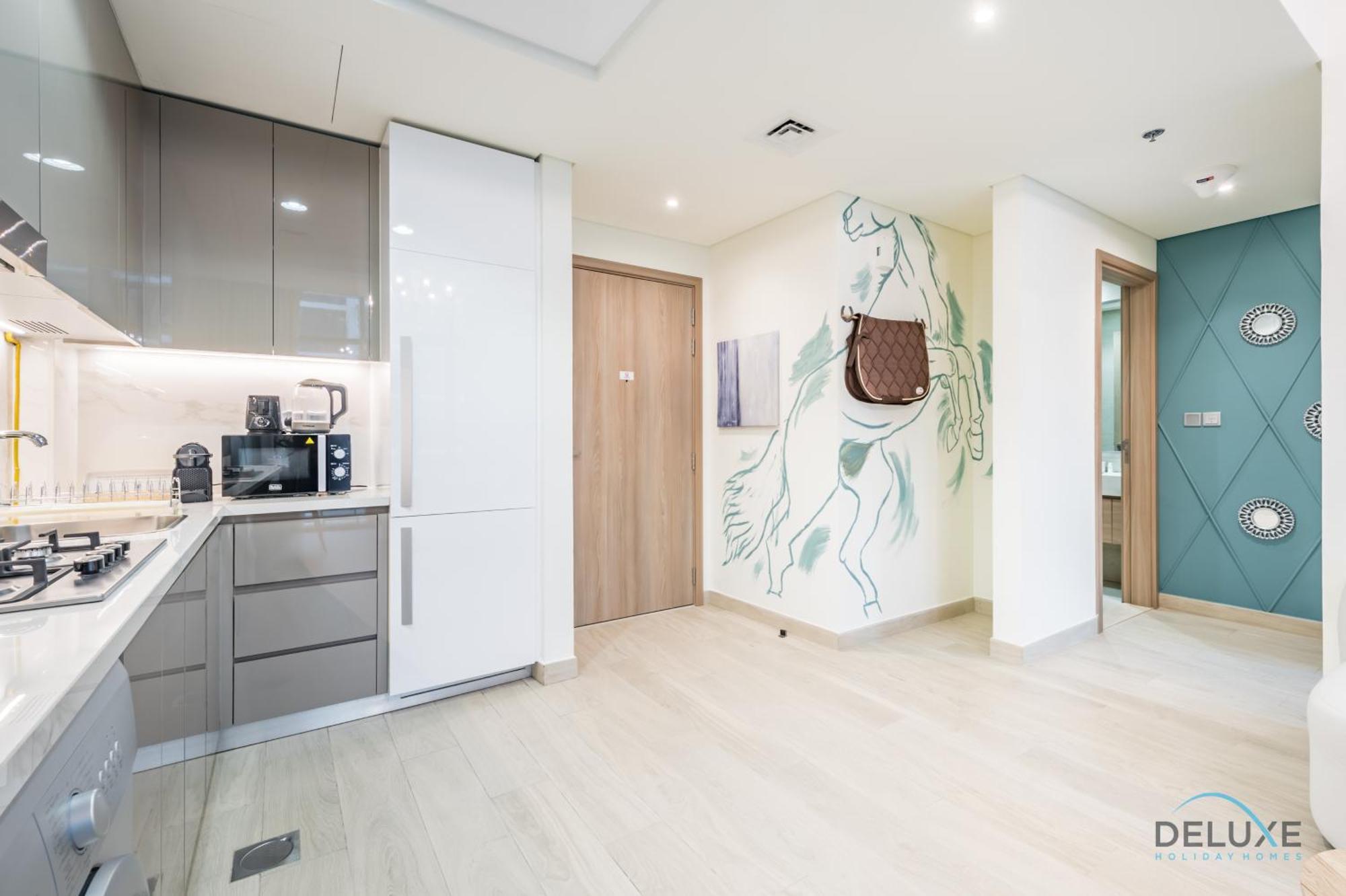Charming 1br In Azizi Riviera 30, Al Merkadh By Deluxe Homes Apartment