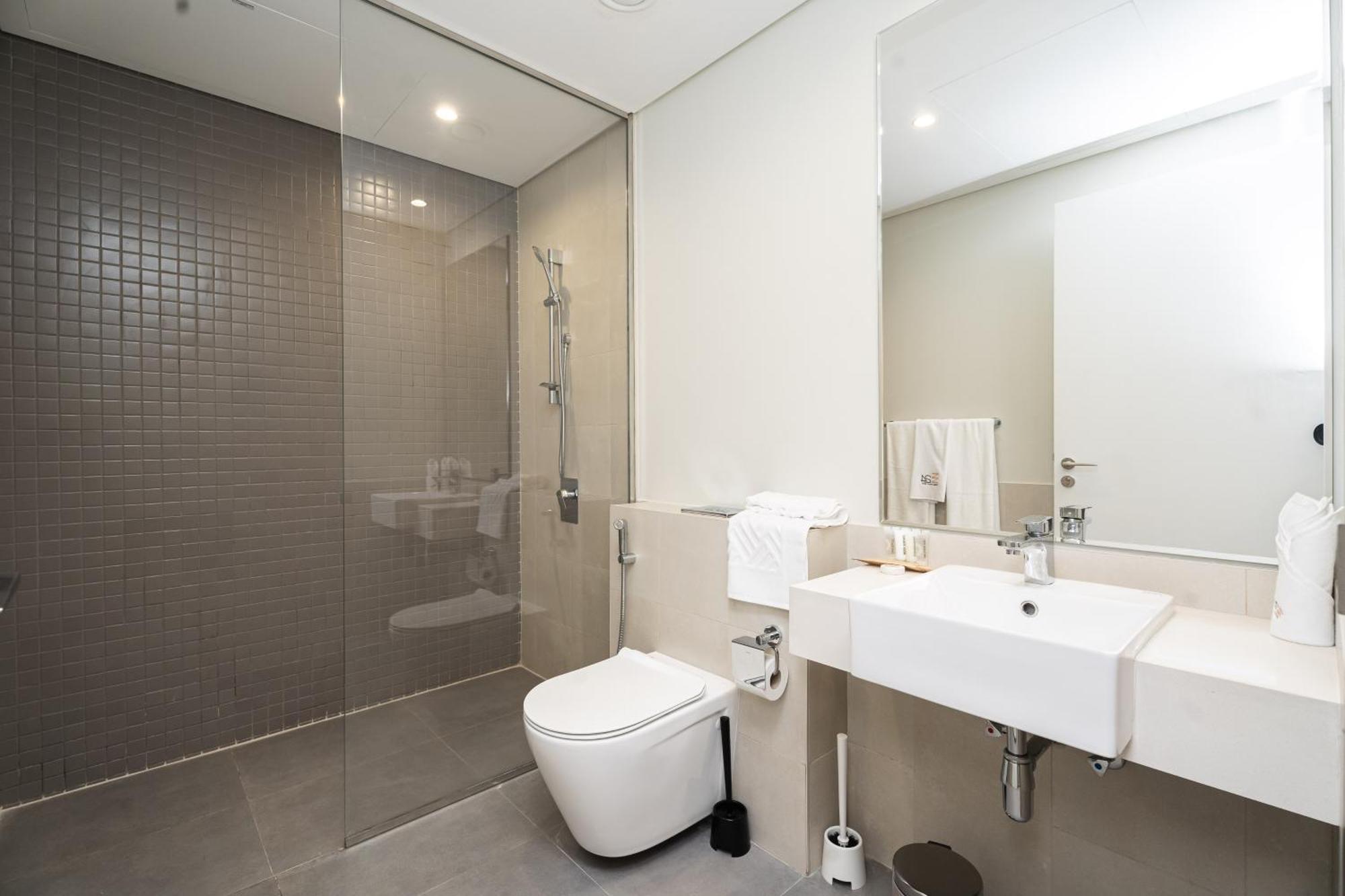 Escape24 Luxury 2br 1 East Tower Zabeel Opposite Zabeel Park Gate Dubai