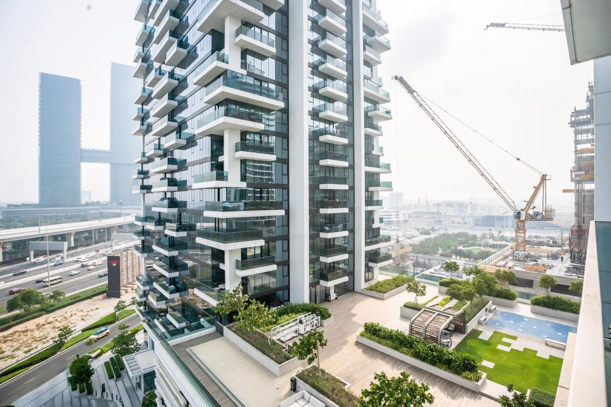 Escape24 Luxury 2br 1 East Tower Zabeel Opposite Zabeel Park Gate *