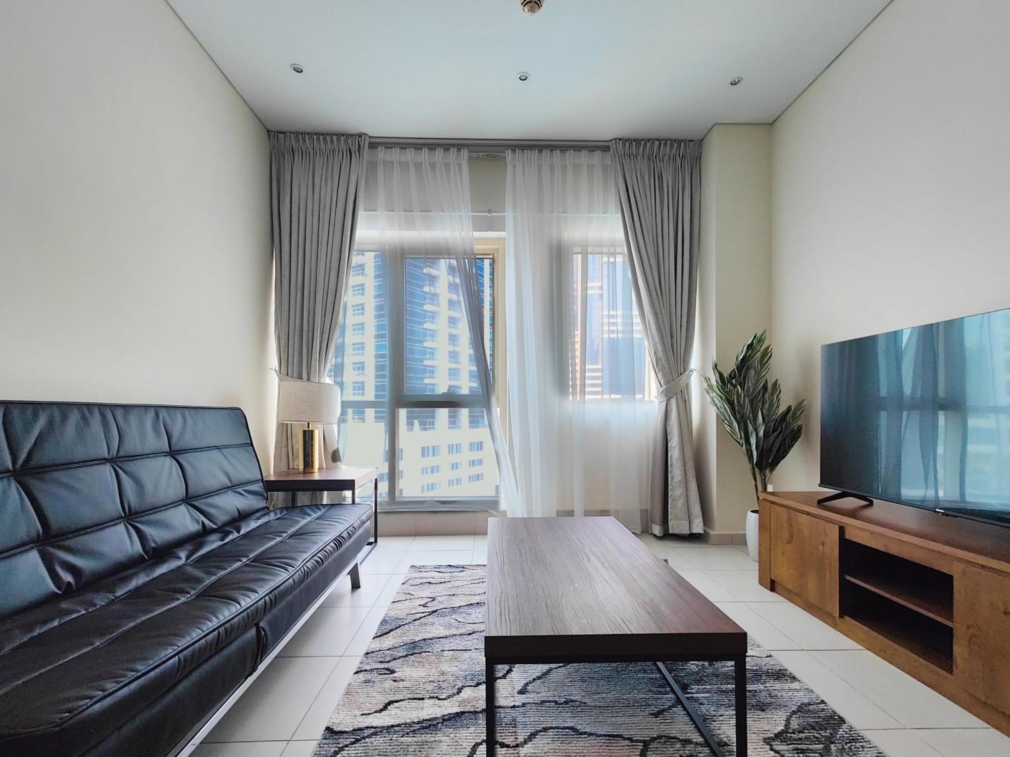 One Bedroom At Royal Oceanic Jbr By Al Sarya Apartment