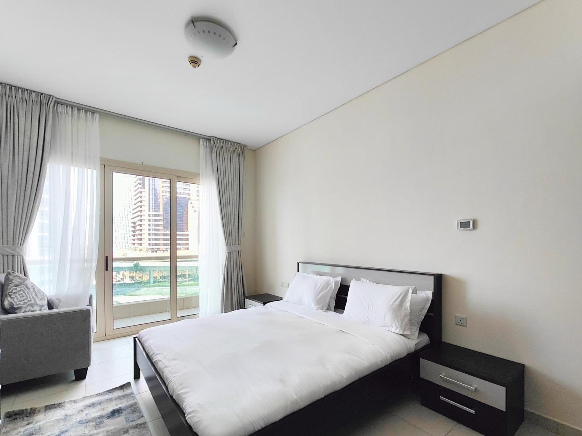 One Bedroom At Royal Oceanic Jbr By Al Sarya *