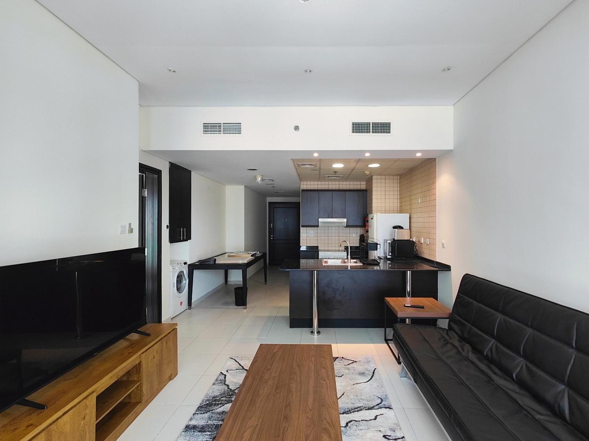 One Bedroom At Royal Oceanic Jbr By Al Sarya *