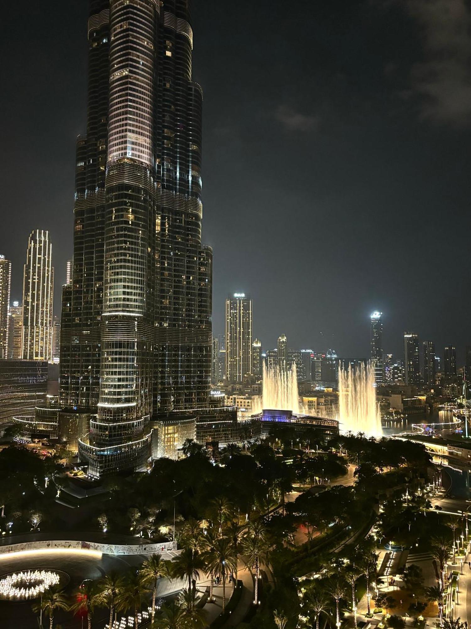 Stunning Burj Khalifa & Fountain View - Mall Access, Burj Vista Downtown Dubai