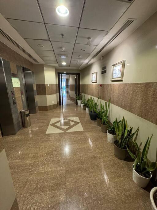Stylish 1 Bedroom In Marina Apartment *