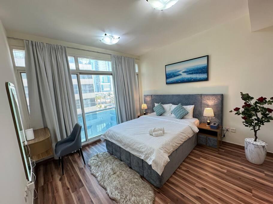 Stylish 1 Bedroom In Marina *