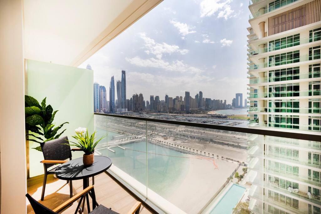Apartment Cozy 1br At Marina Vista Offering Marina&sea Views 1204 *
