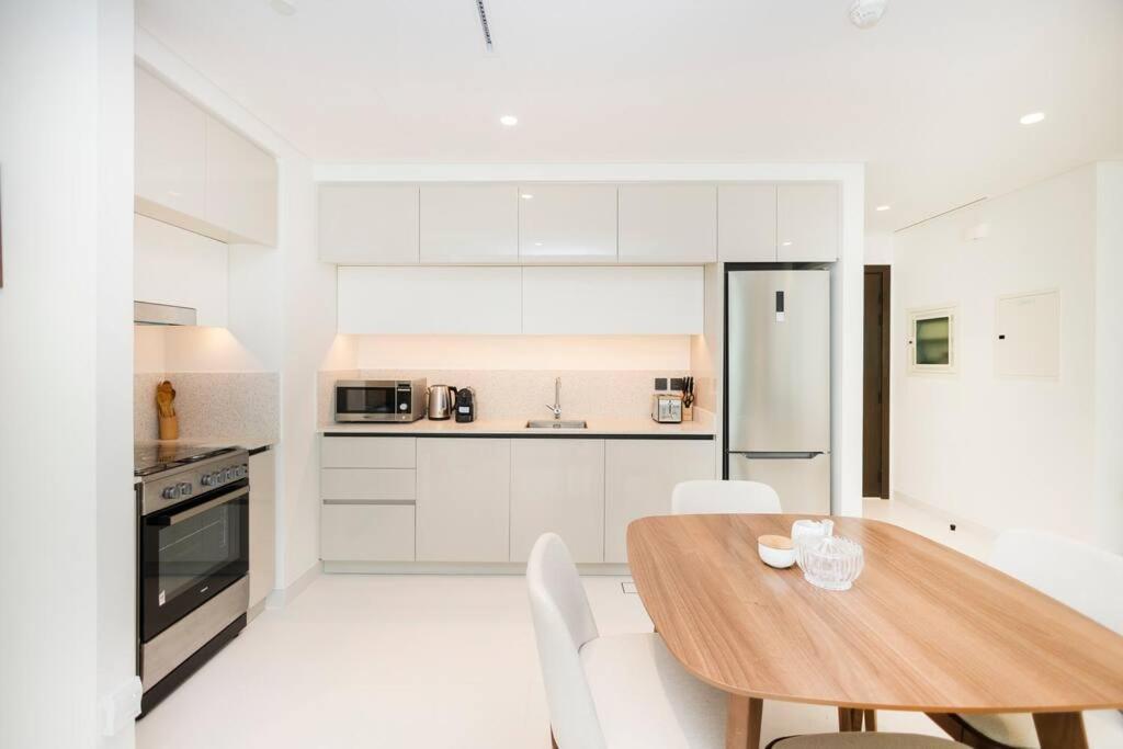 Apartment Cozy 1br At Marina Vista Offering Marina&sea Views 1204 *