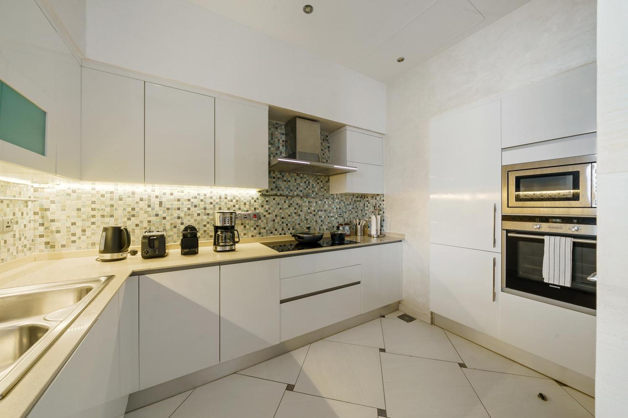 Stellar 2br On Palm Jumeirah - And Pool Access *