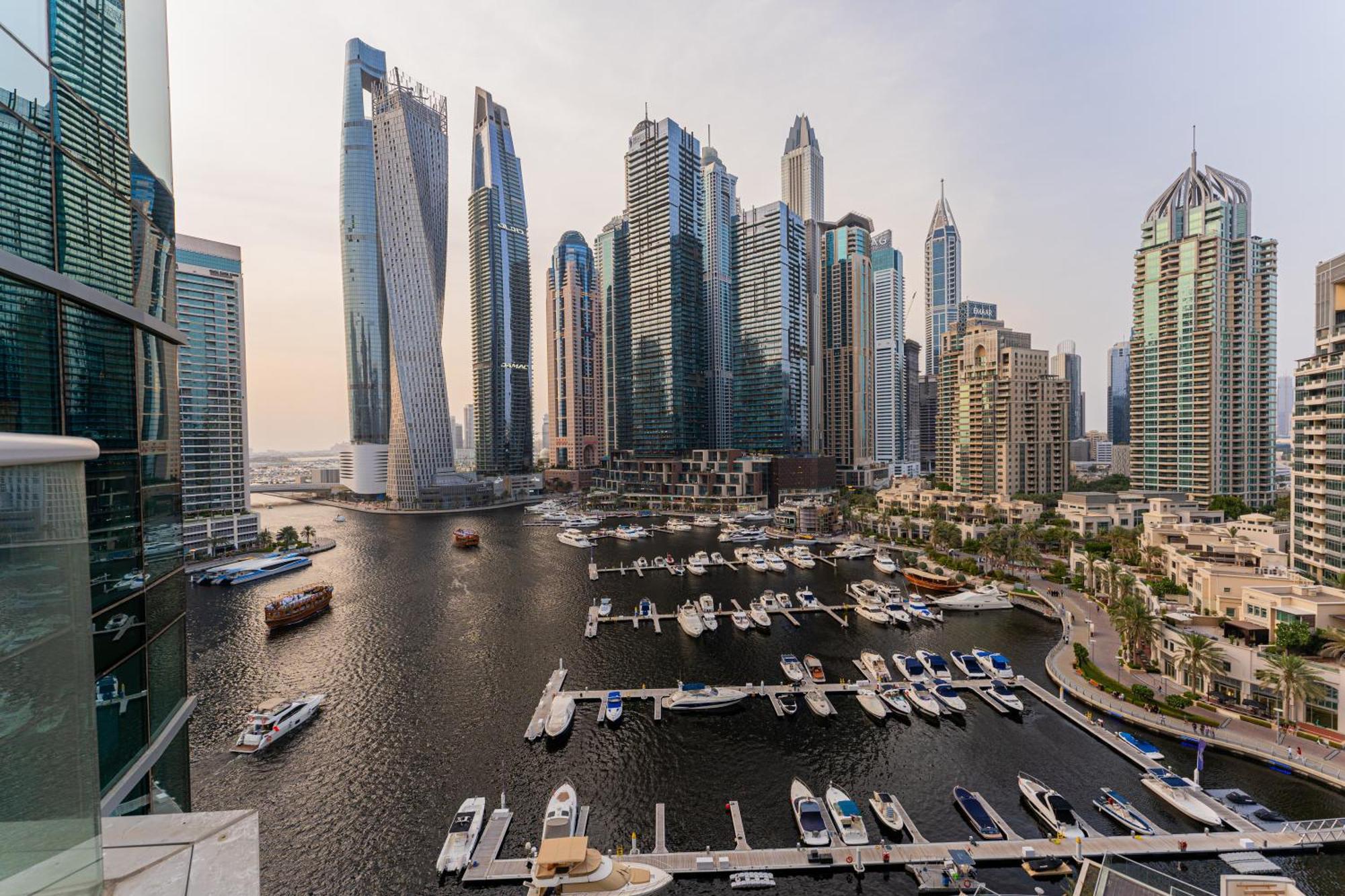 Avant Marina 2br With Amazing Views Apartment *