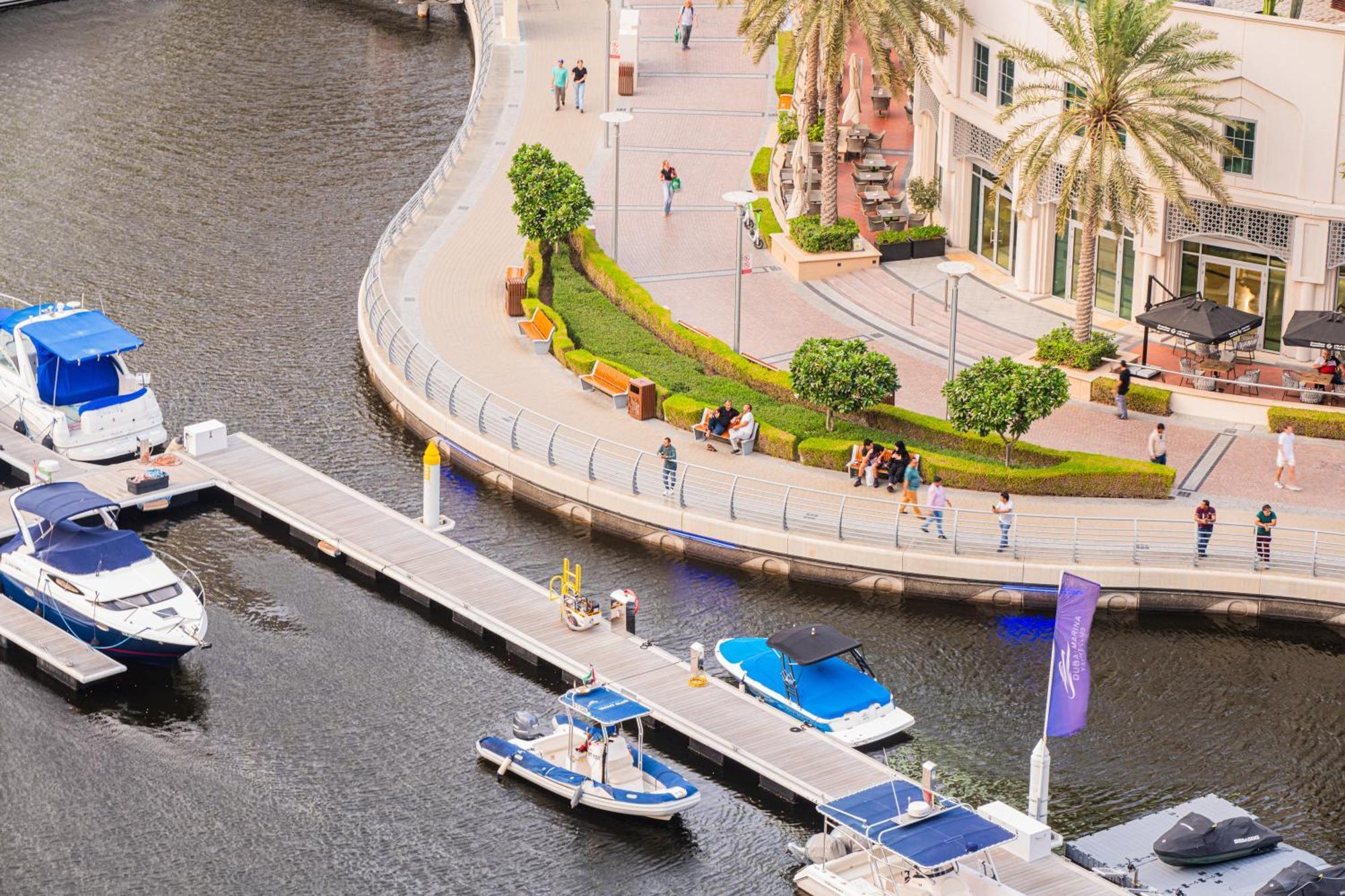 Avant Marina 2br With Amazing Views *