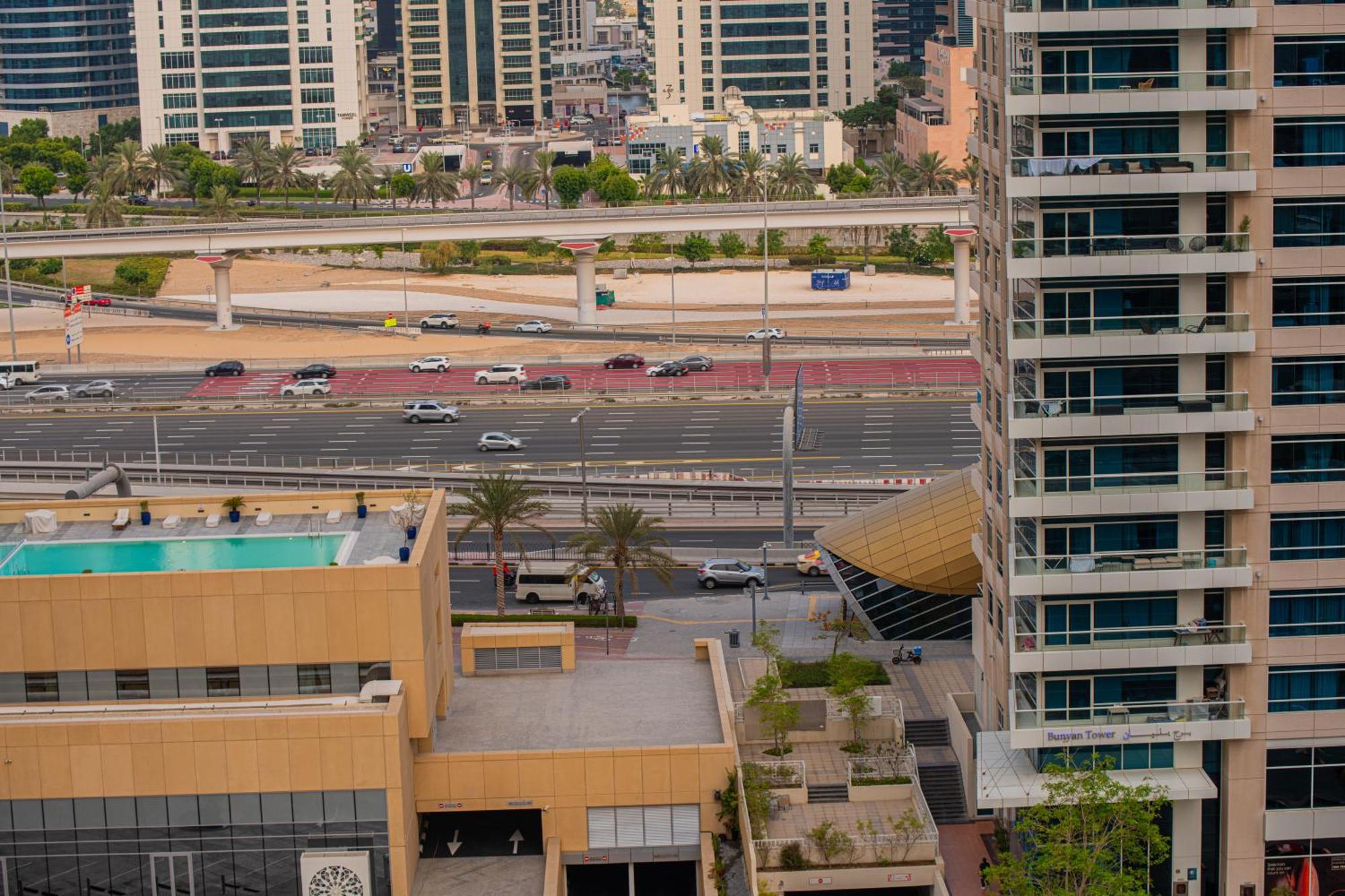 Avant Marina 2br With Amazing Views Dubai
