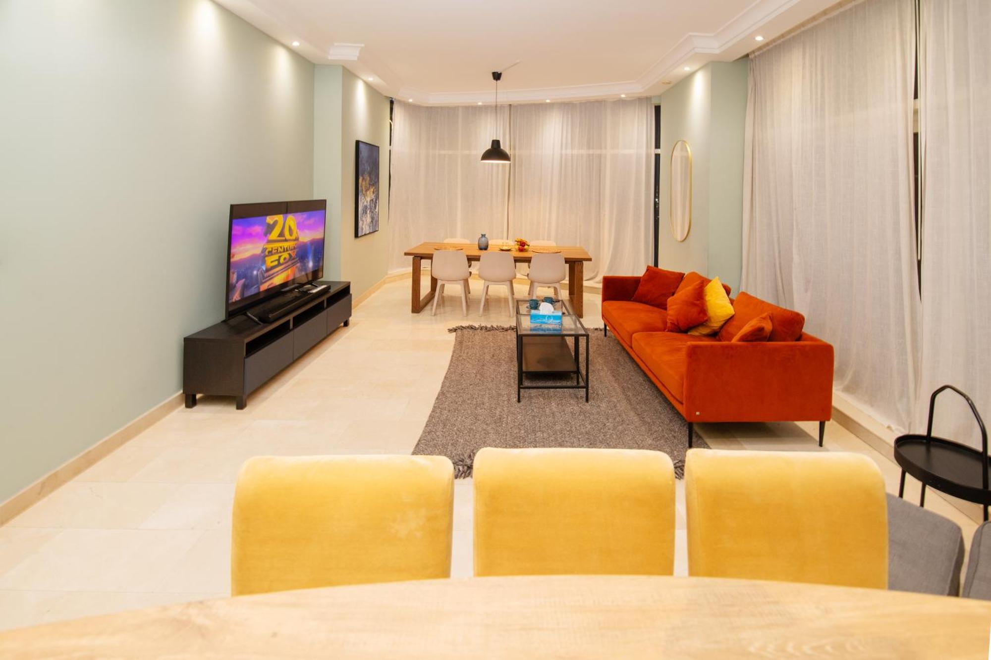 Avant Marina 2br With Amazing Views