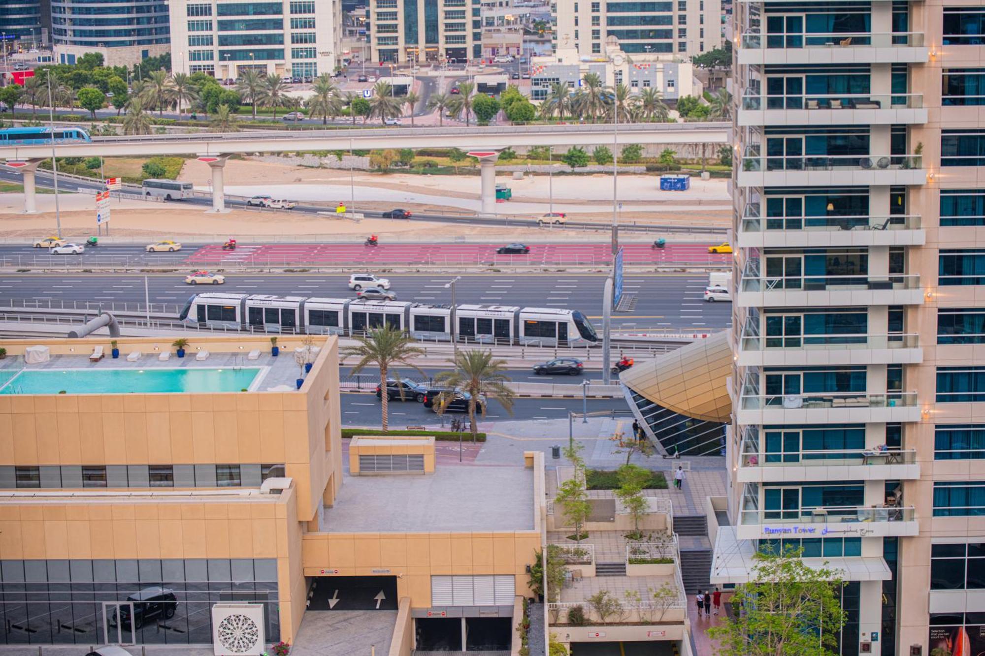 Avant Marina 2br With Amazing Views Apartment