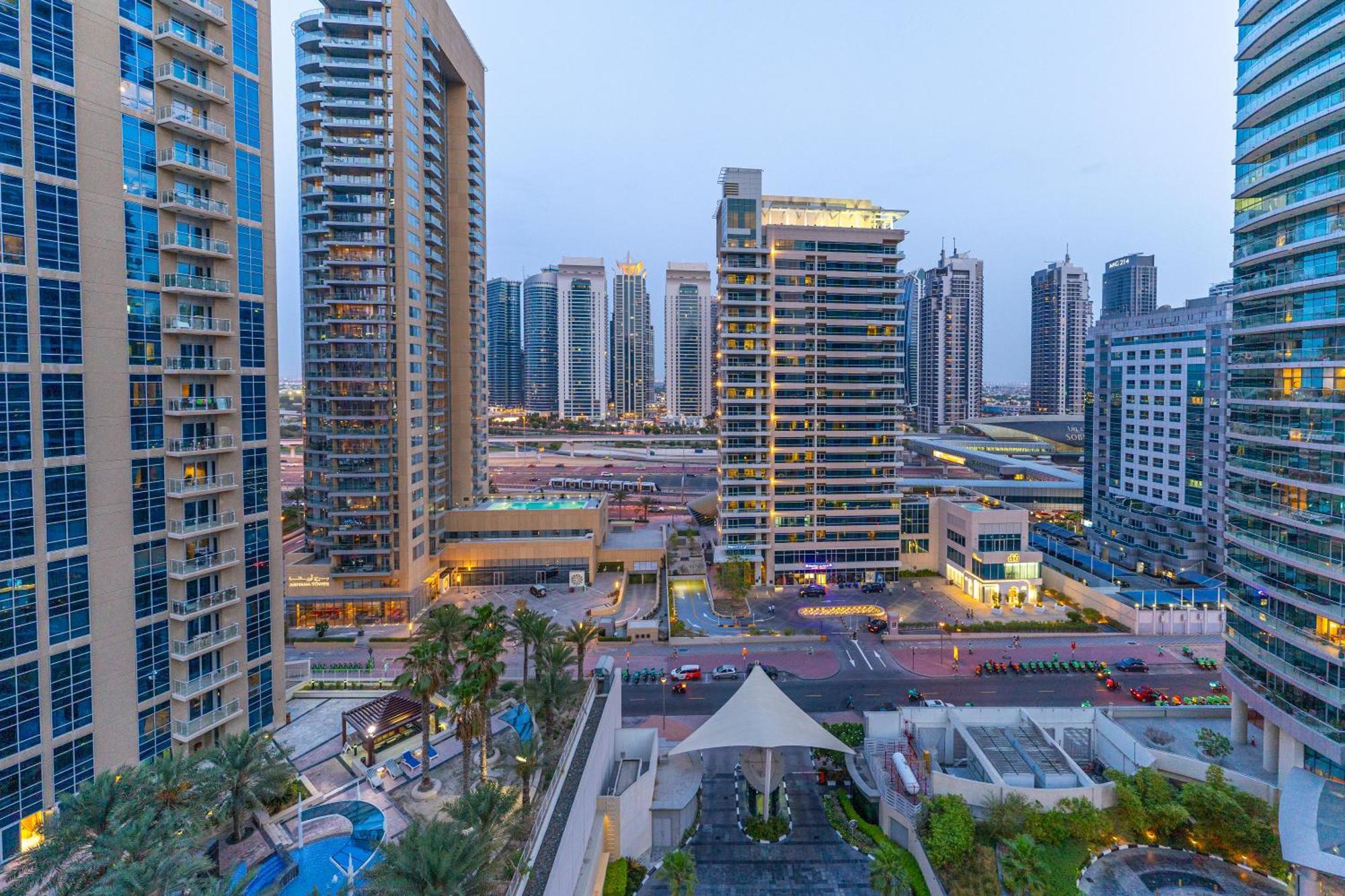 Avant Marina 2br With Amazing Views Dubai