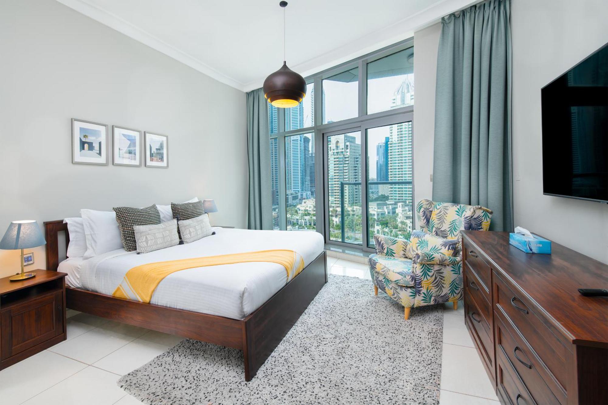 Avant Marina 2br With Amazing Views Apartment