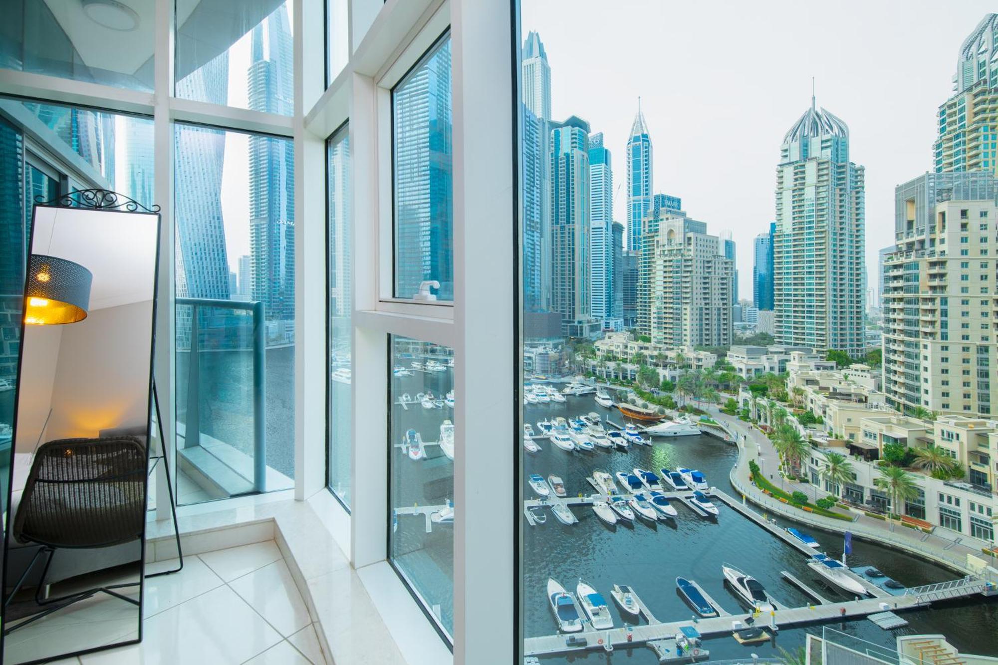 Avant Marina 2br With Amazing Views Apartment Dubai
