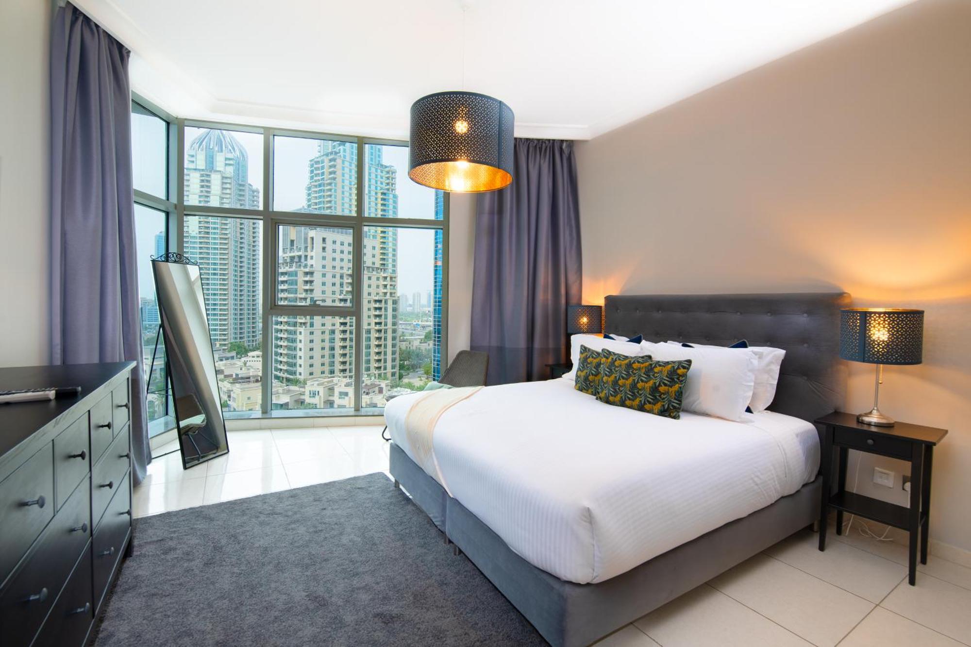 Avant Marina 2br With Amazing Views *