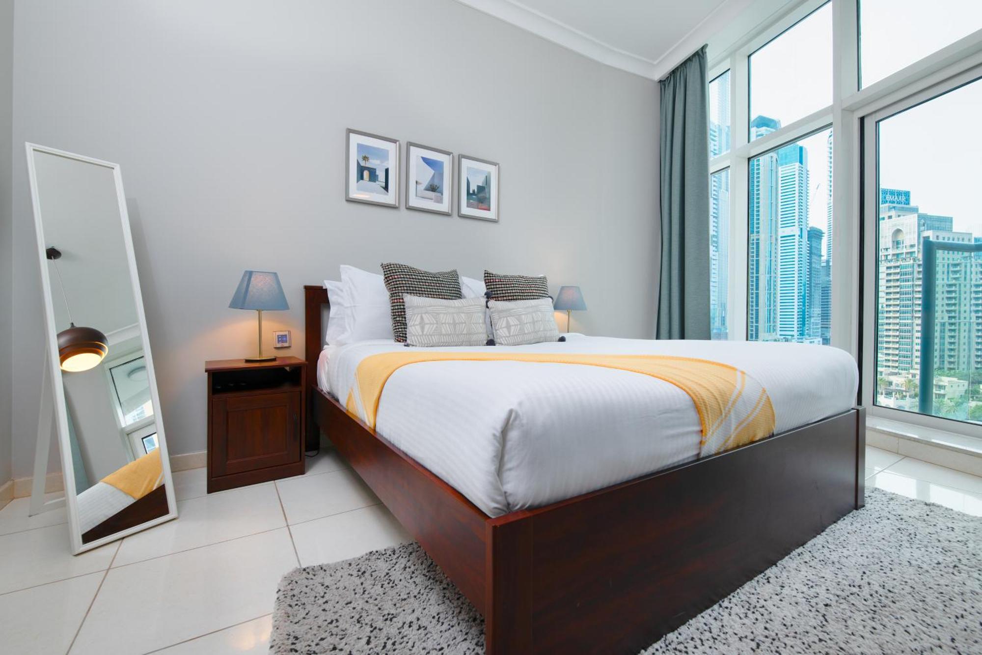 Avant Marina 2br With Amazing Views *