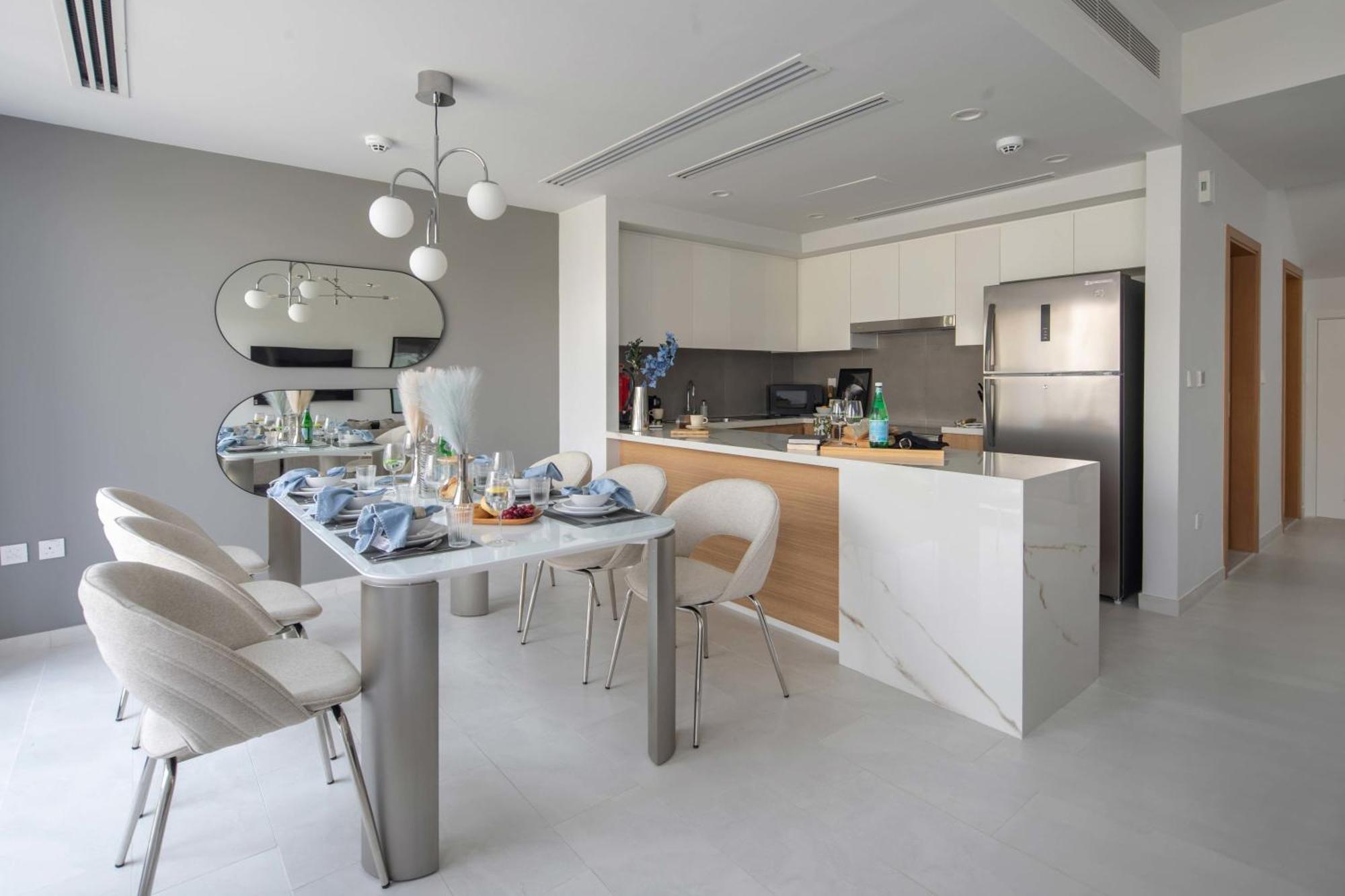 Frank Porter - La Rosa 6 Villa Dubai