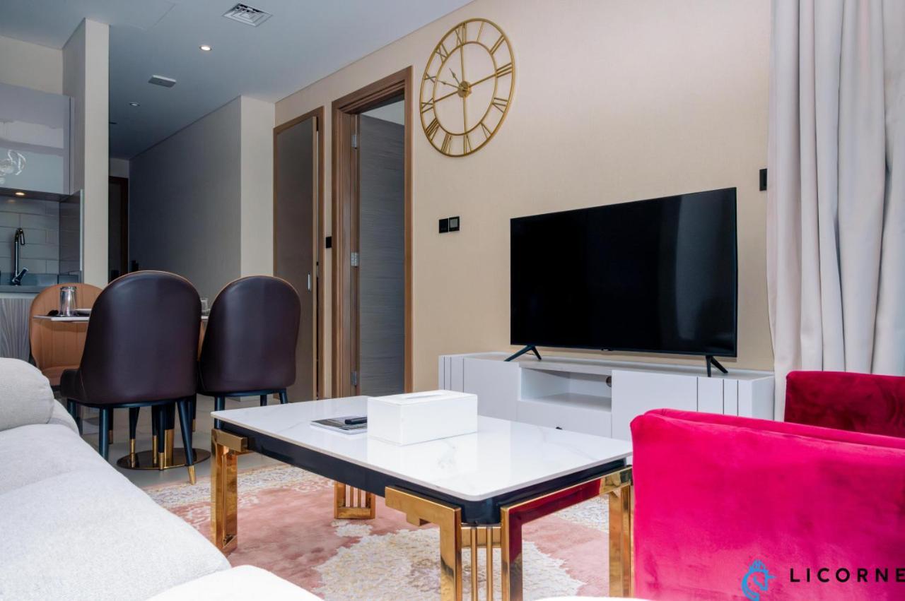 Apartment Luxury One Br In Sobha Hartland Dubai