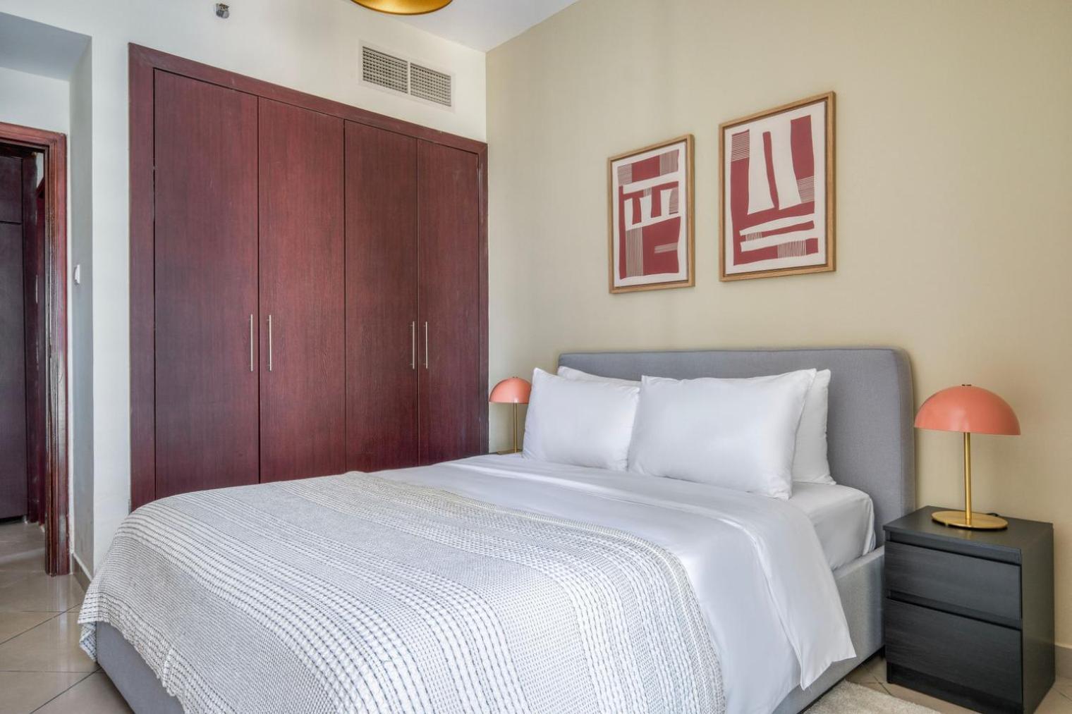 Blueground Jlt View Fully Furnished Dxb-1499 Apartment Dubai