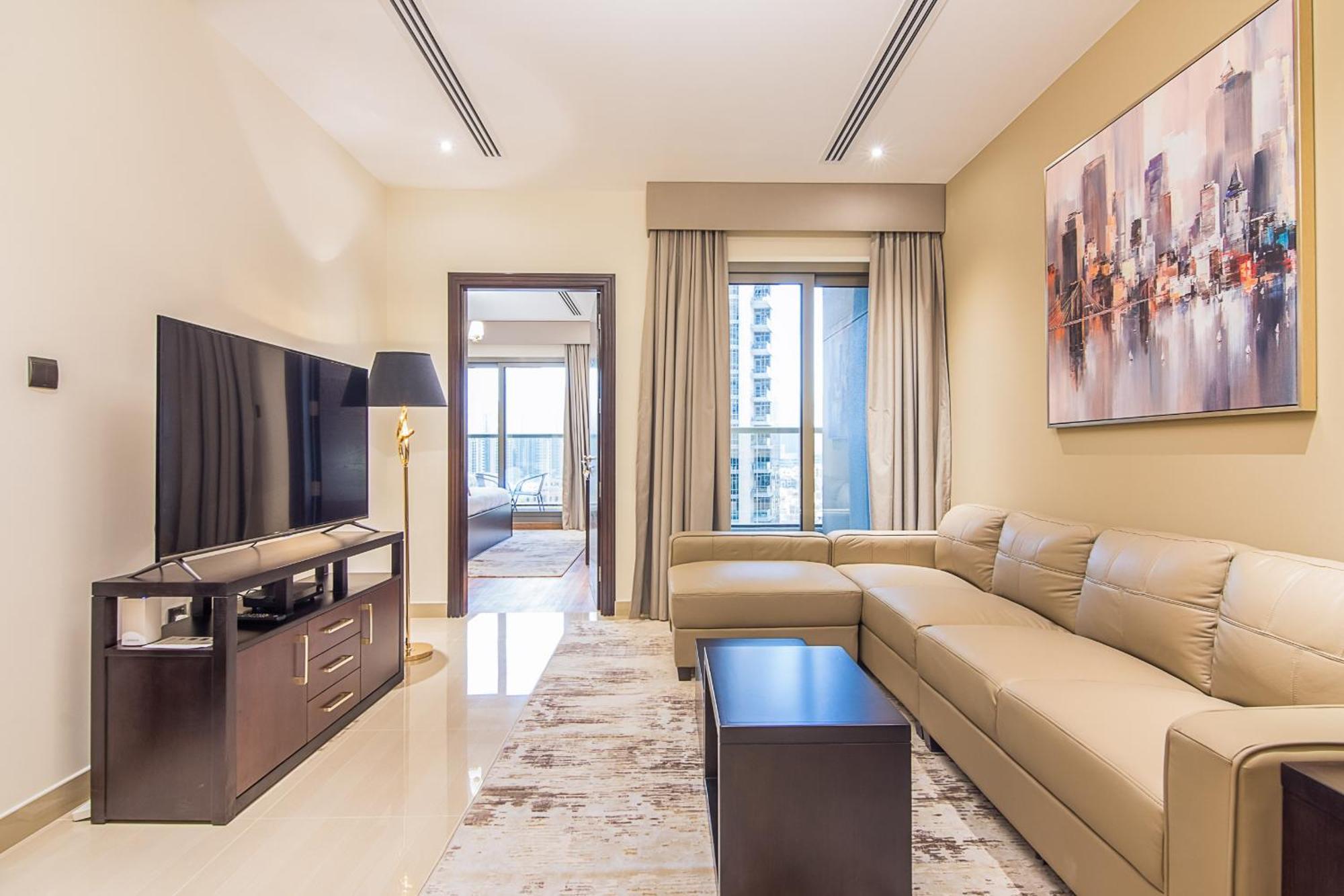 Elite 1 Bedroom Downtown Apartment