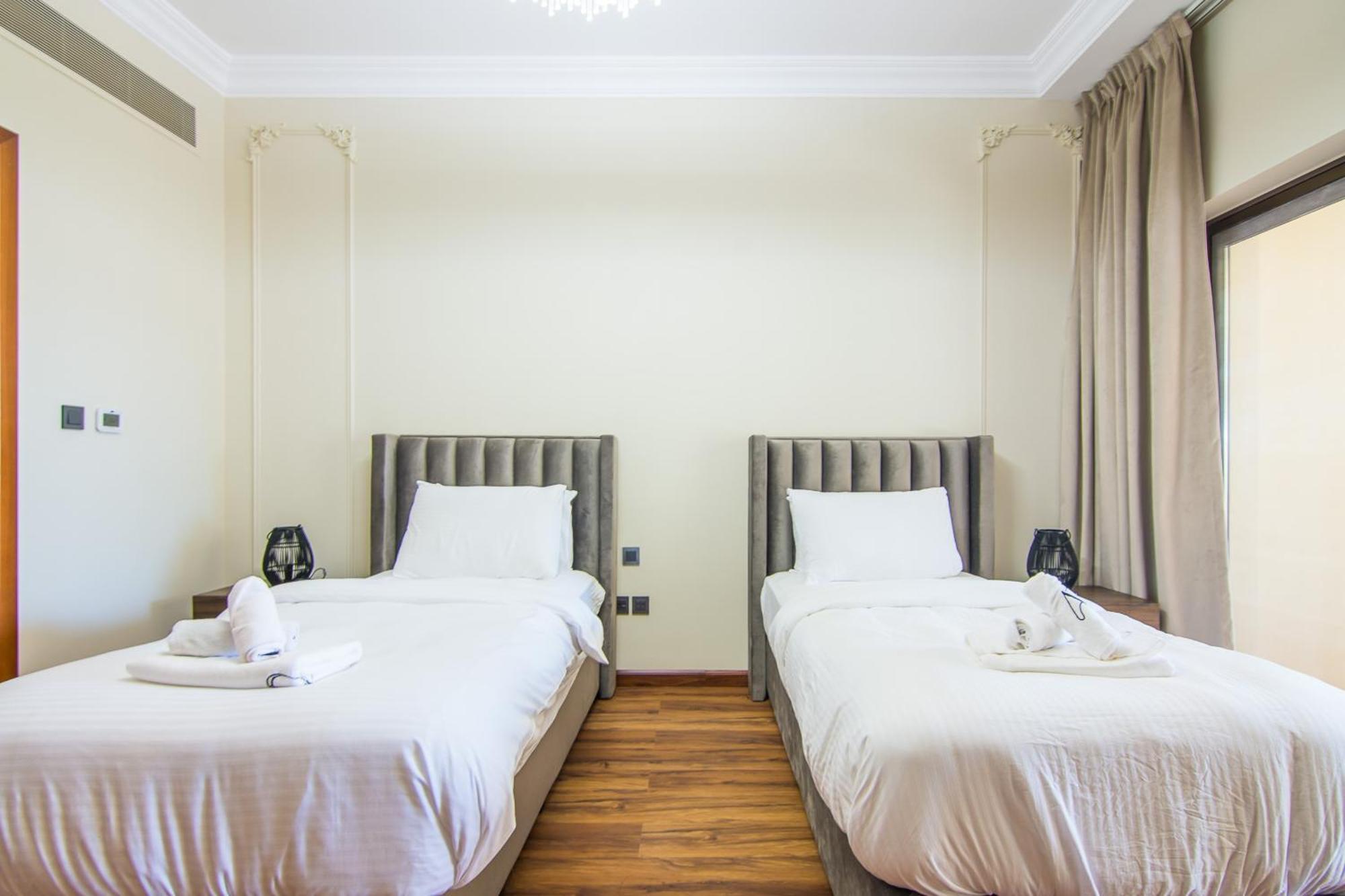 Fairmont Residences, Exquisite 2br Luxury Retreat Apartment