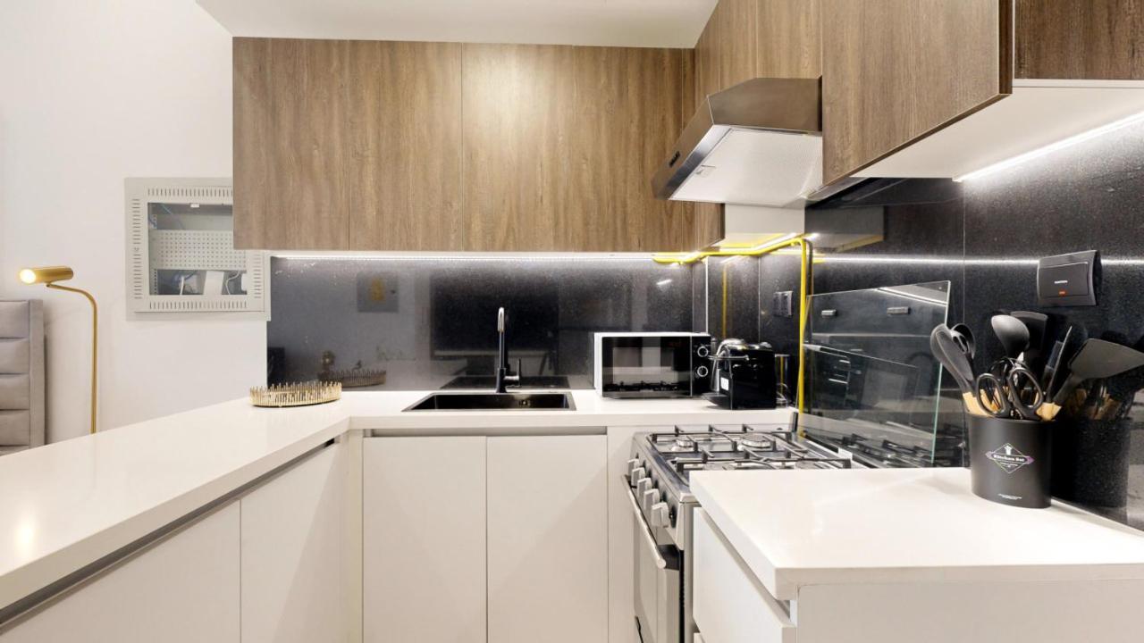 Marwa Heights - Modern Apartment