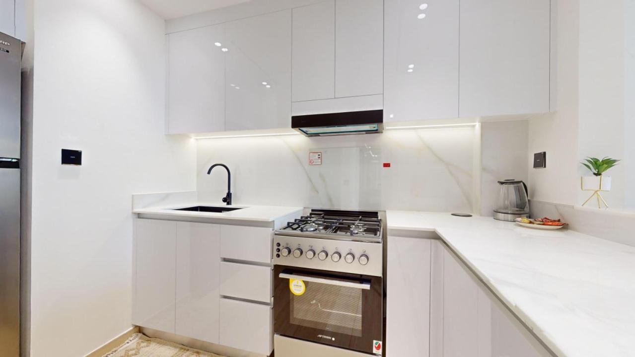 Binghatti Crest - Elegant One Bedroom Apartment