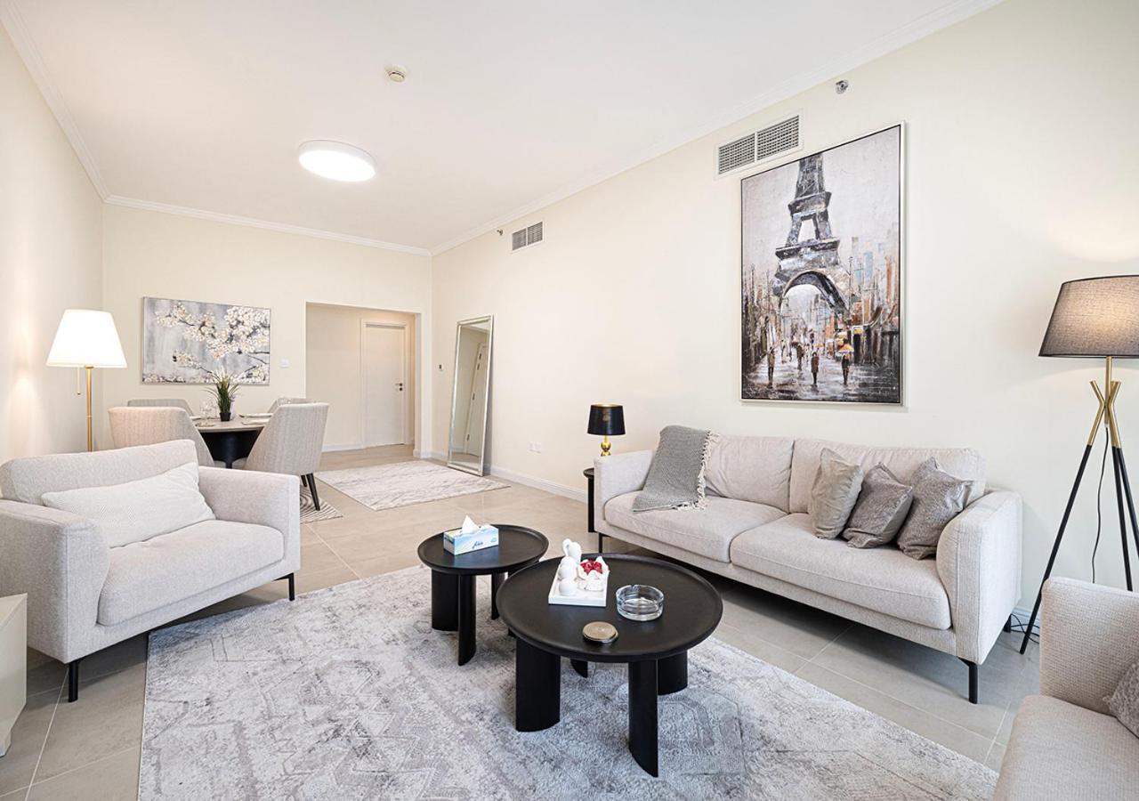 Lux 2bd In Heart Of Downtown, 2 Mins Walk To Mall - Burj Al Nujoom *